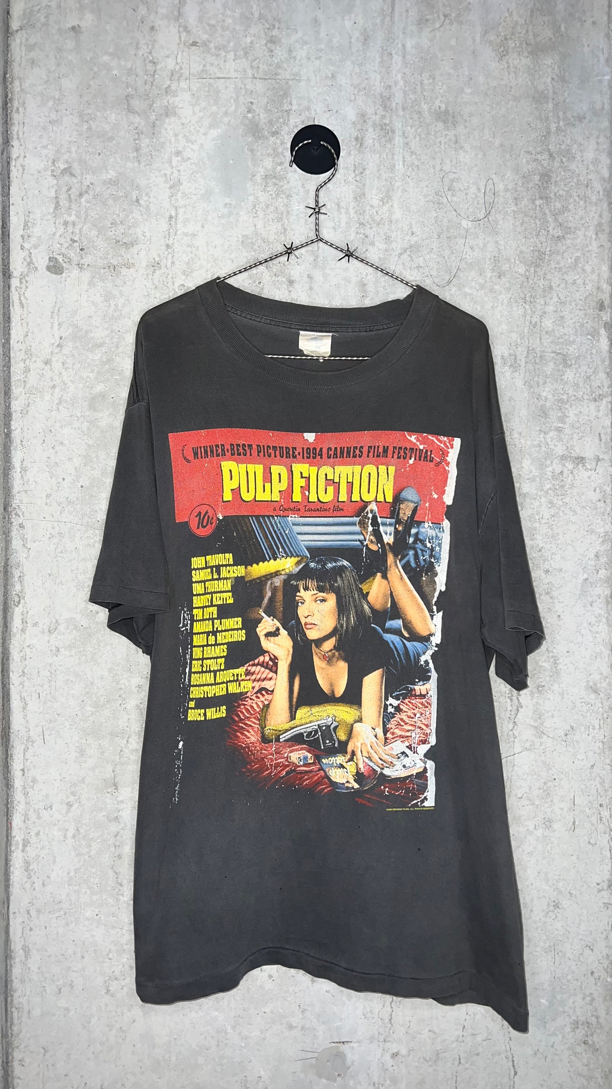 PULP FICTION POSTER HIT MOVIE PROMO TEE | PERFECT FADE