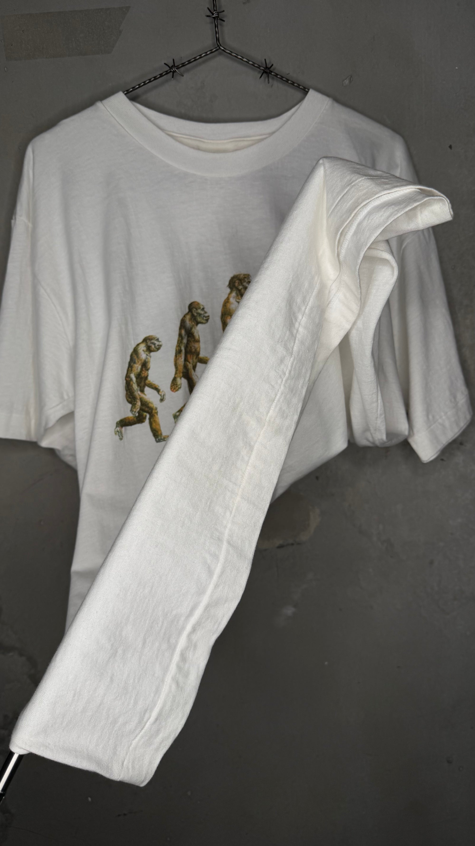 ENCINO MAN MOVIE PROMO TEE | CALIFORNIA MAN EURO VARIANT | BRENDAN FRASER ∙ SEAN ASTIN ∙ PAULY SHORE ∙ GRAIL