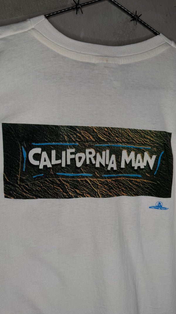 ENCINO MAN MOVIE PROMO TEE | CALIFORNIA MAN EURO VARIANT | BRENDAN FRASER ∙ SEAN ASTIN ∙ PAULY SHORE ∙ GRAIL