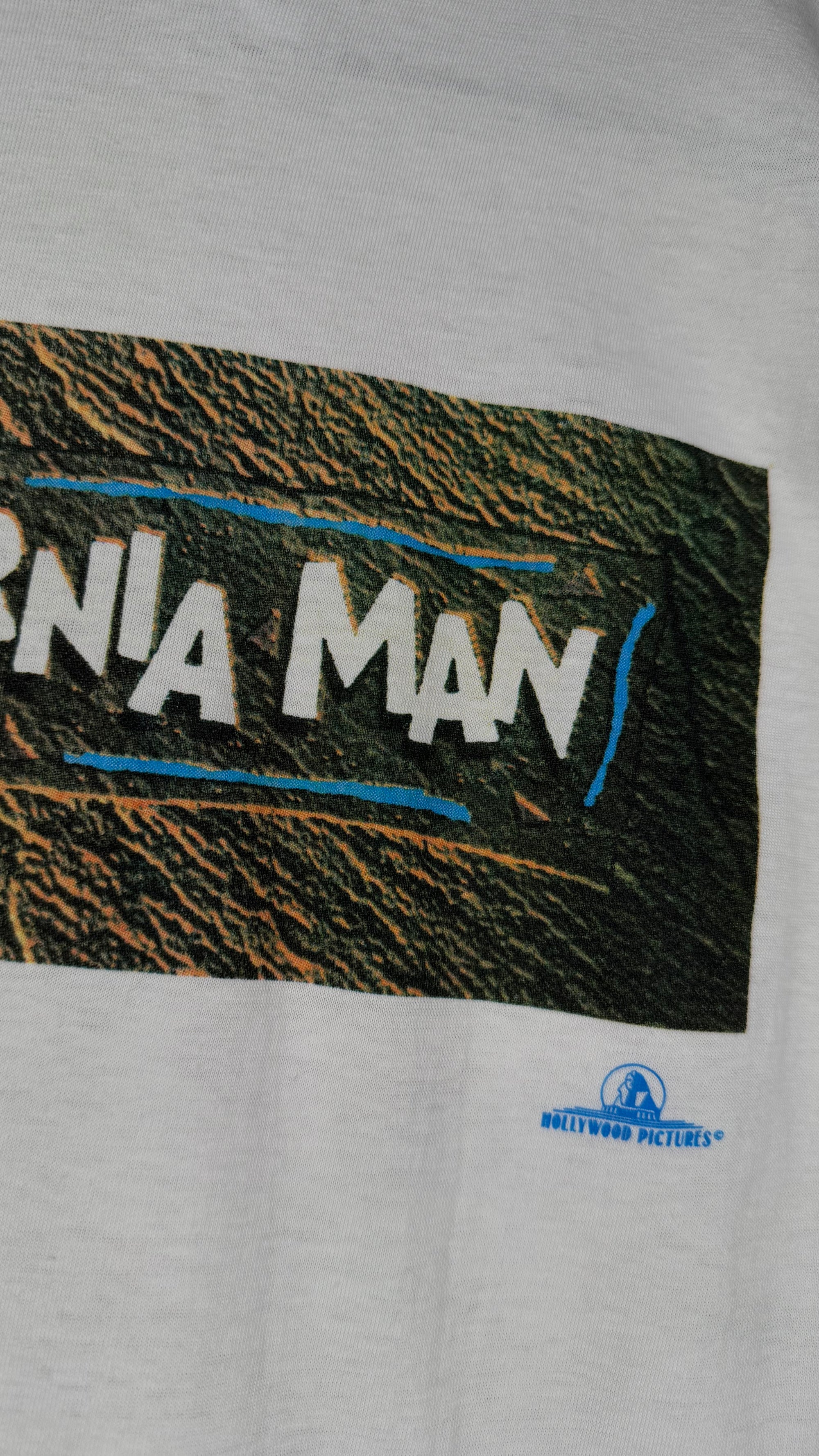 ENCINO MAN MOVIE PROMO TEE | CALIFORNIA MAN EURO VARIANT | BRENDAN FRASER ∙ SEAN ASTIN ∙ PAULY SHORE ∙ GRAIL