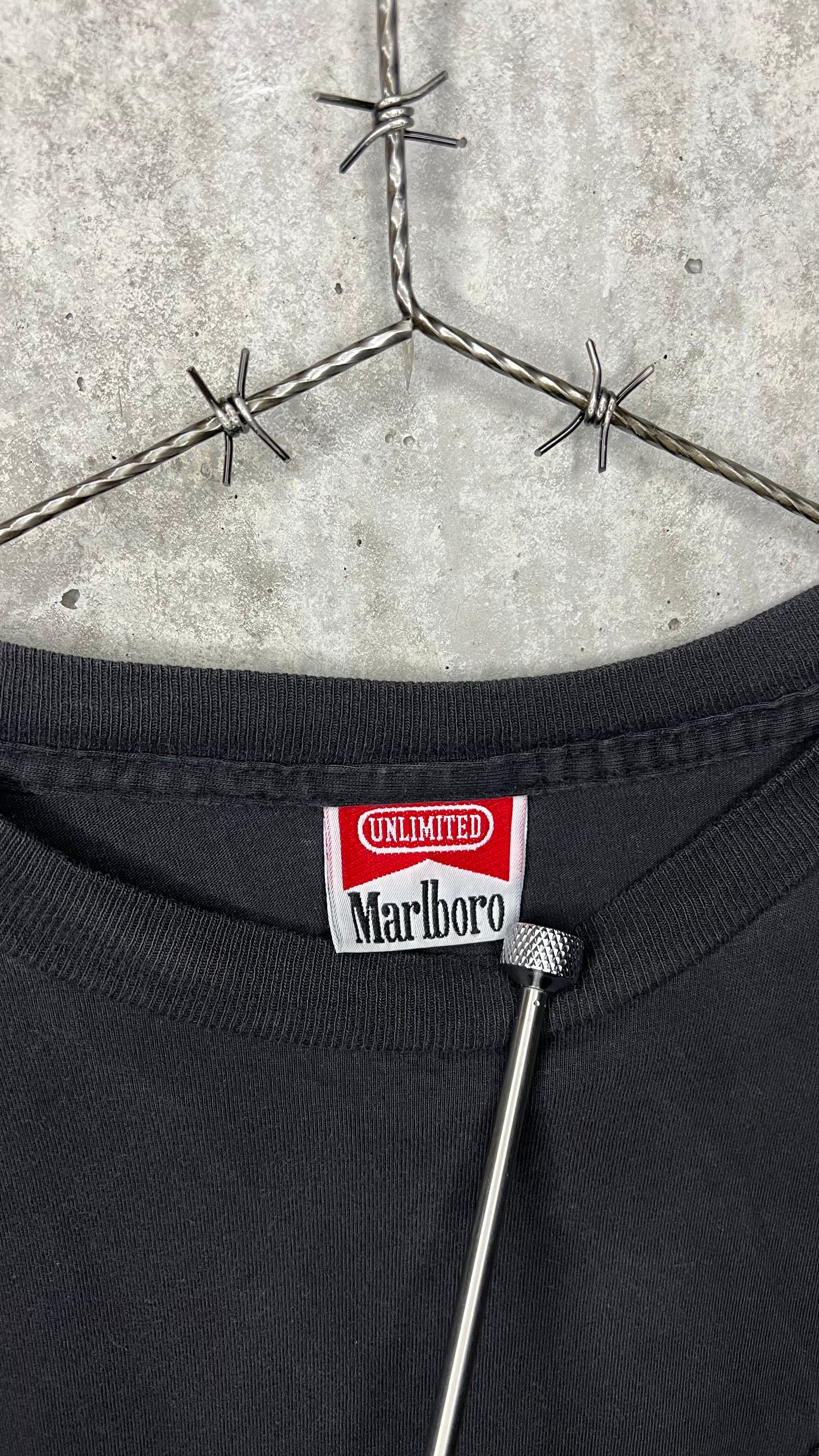 MARLBORO UNLIMITED | LIZARD POCKET TEE