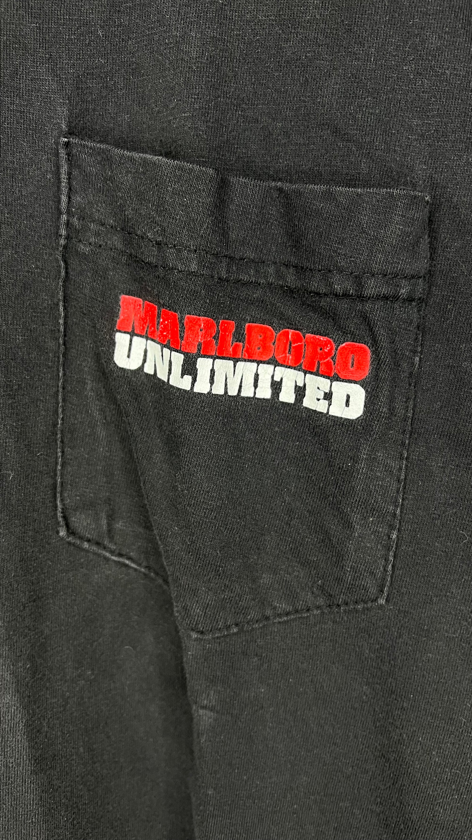 MARLBORO UNLIMITED | LIZARD POCKET TEE