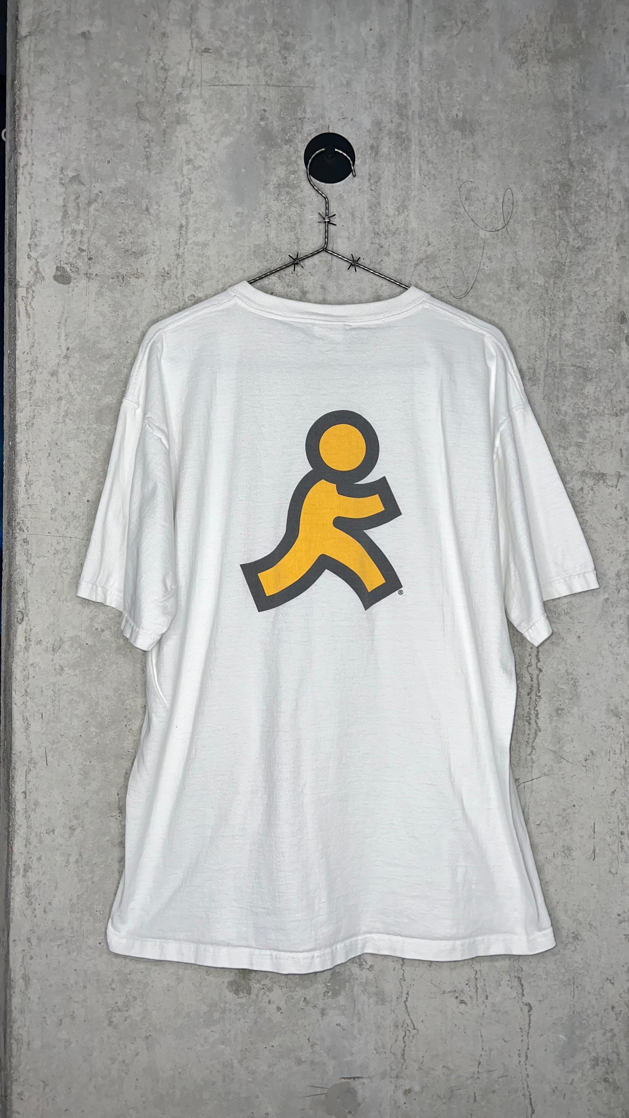 AOL INSTANT MESSENGER TEE | AMERICA ONLINE FRONT HIT | AIM RUNNING MAN BACK HIT