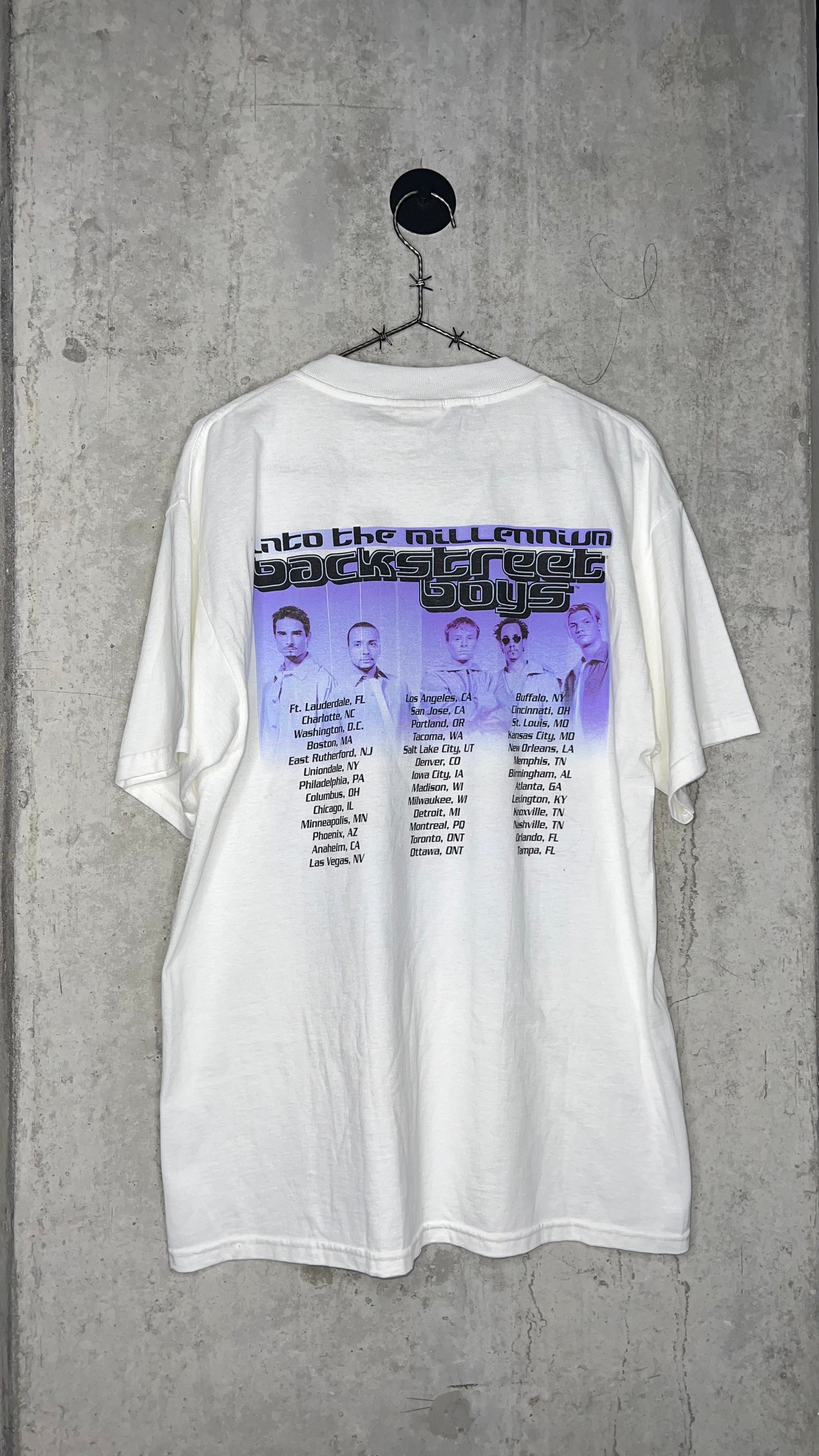 BACKSTREET BOYS MILLENIUM TOUR TEE