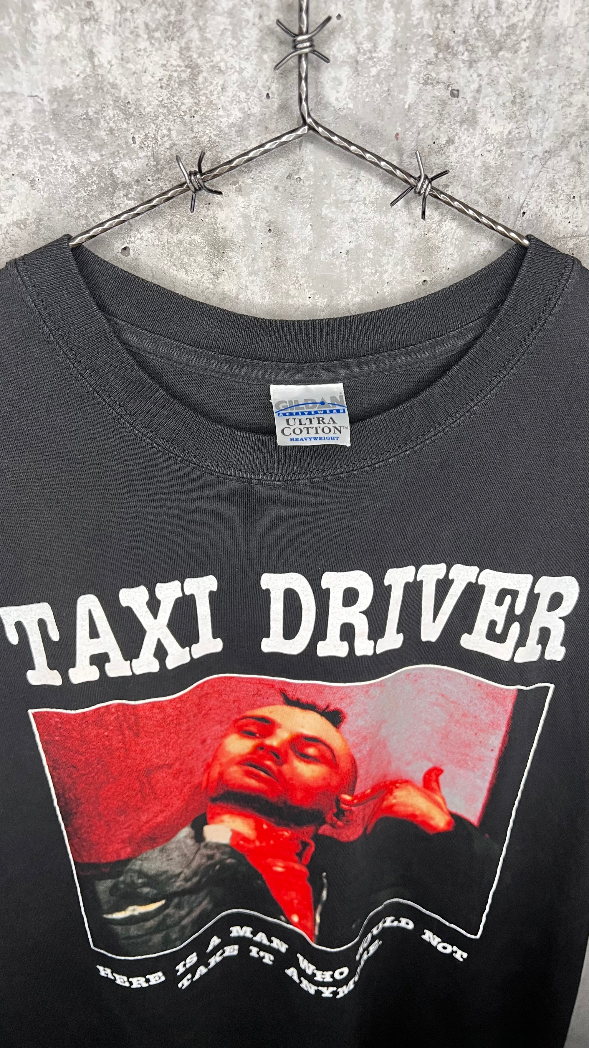 TAXI DRIVER MOVIE TEE | BIG ROBERT DE NIRO PRINT | ‘HERE IS A MAN WHO WOULD NOT TAKE IT ANYMORE’
