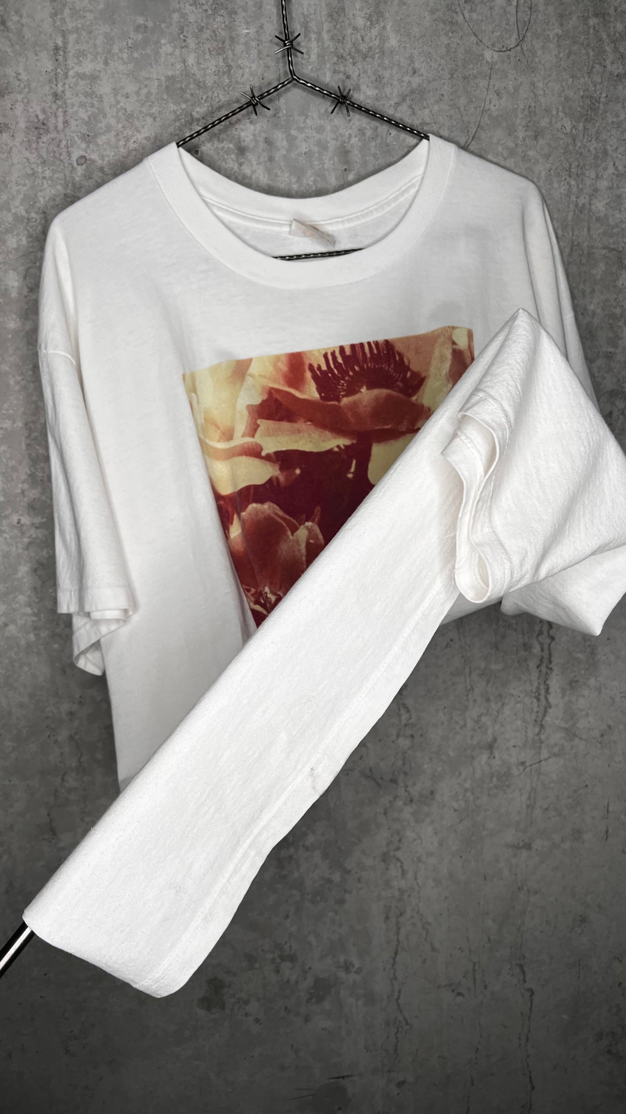 THE SUNDAYS ‘HERE’S WHERE THE STORY ENDS’ SINGLE ART PROMO TEE