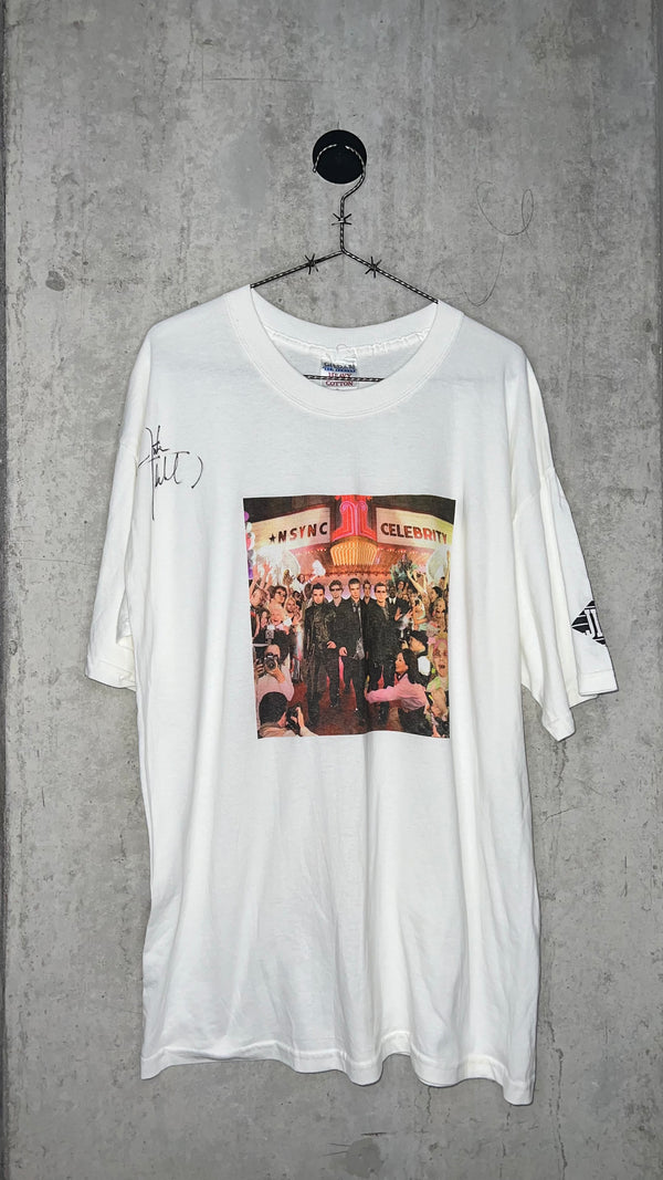 *NSYNC CELEBRITY WHITE TEE (SIGNED BY JUSTIN TIMBERLAKE)