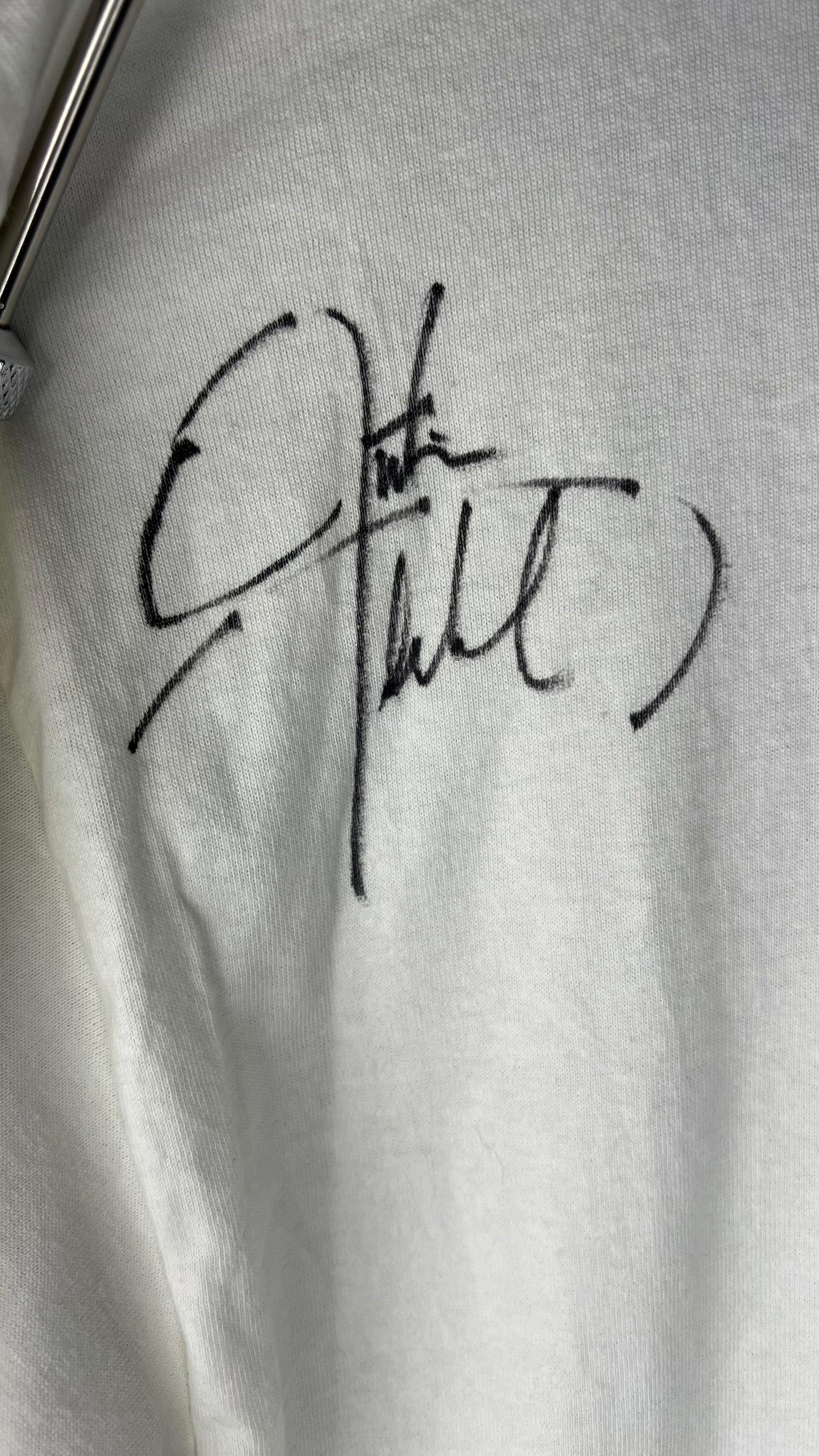 *NSYNC CELEBRITY WHITE TEE (SIGNED BY JUSTIN TIMBERLAKE)