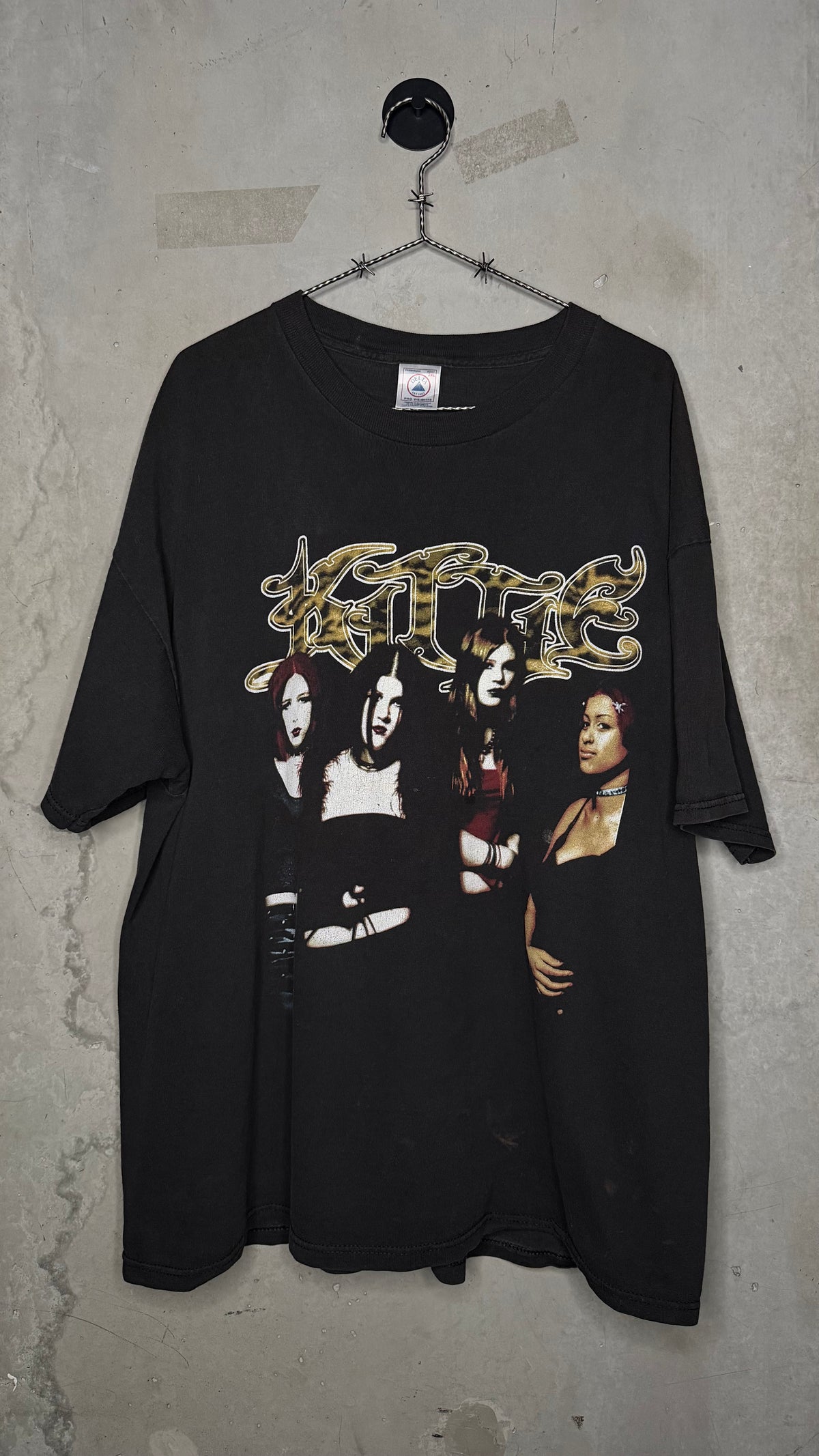 KITTIE BAND PORTRAIT TEE