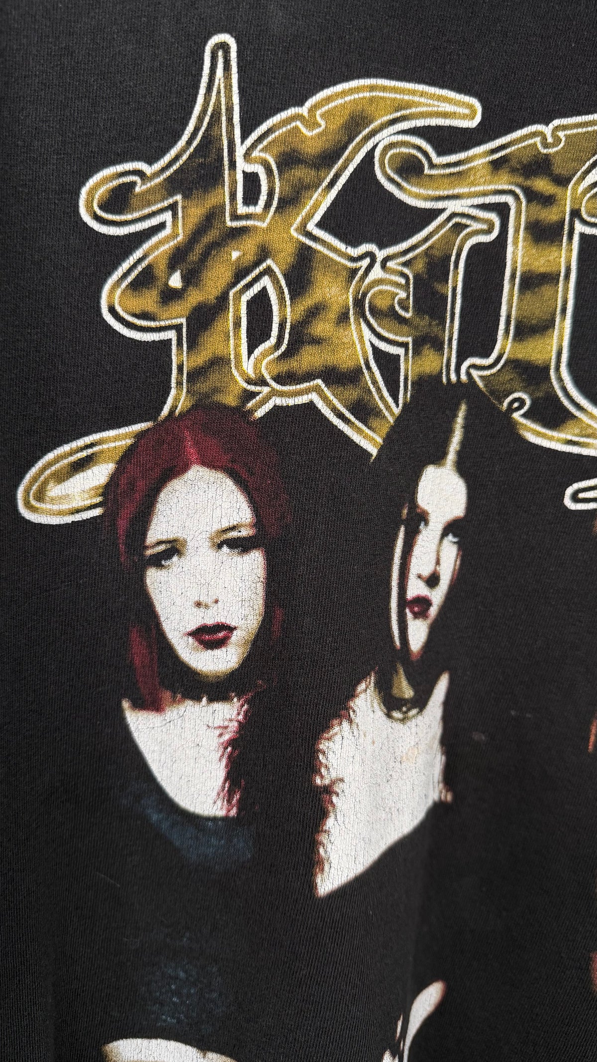 KITTIE BAND PORTRAIT TEE