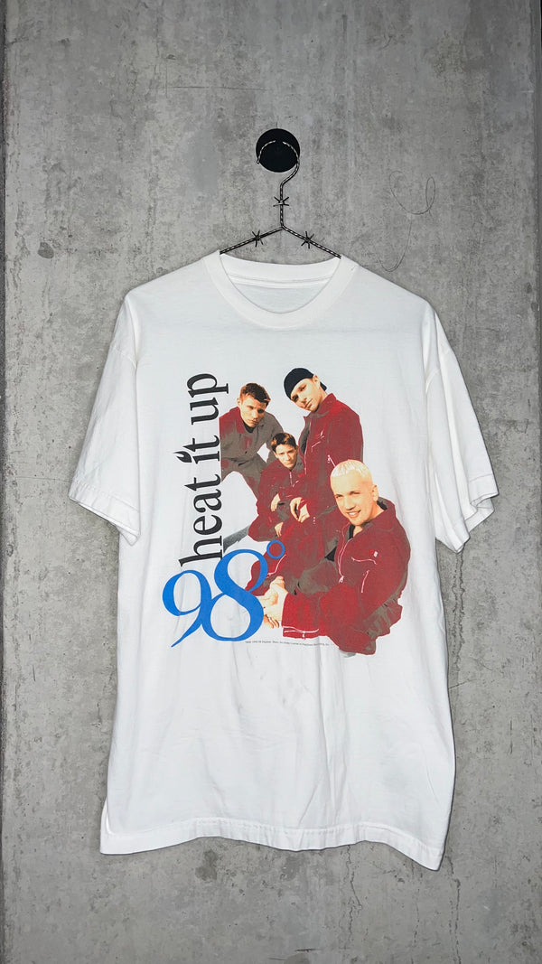 98° HEAT IT UP TOUR TEE