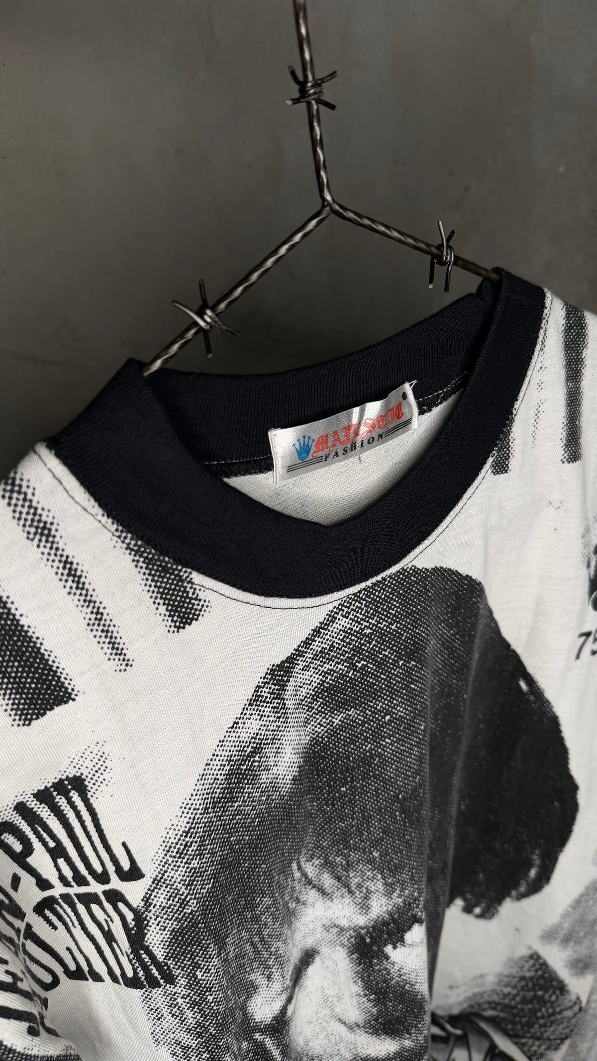 THE FIFTH ELEMENT LEELOO BIG PRINT MOVIE TEE | ASIAN BOOTLEG