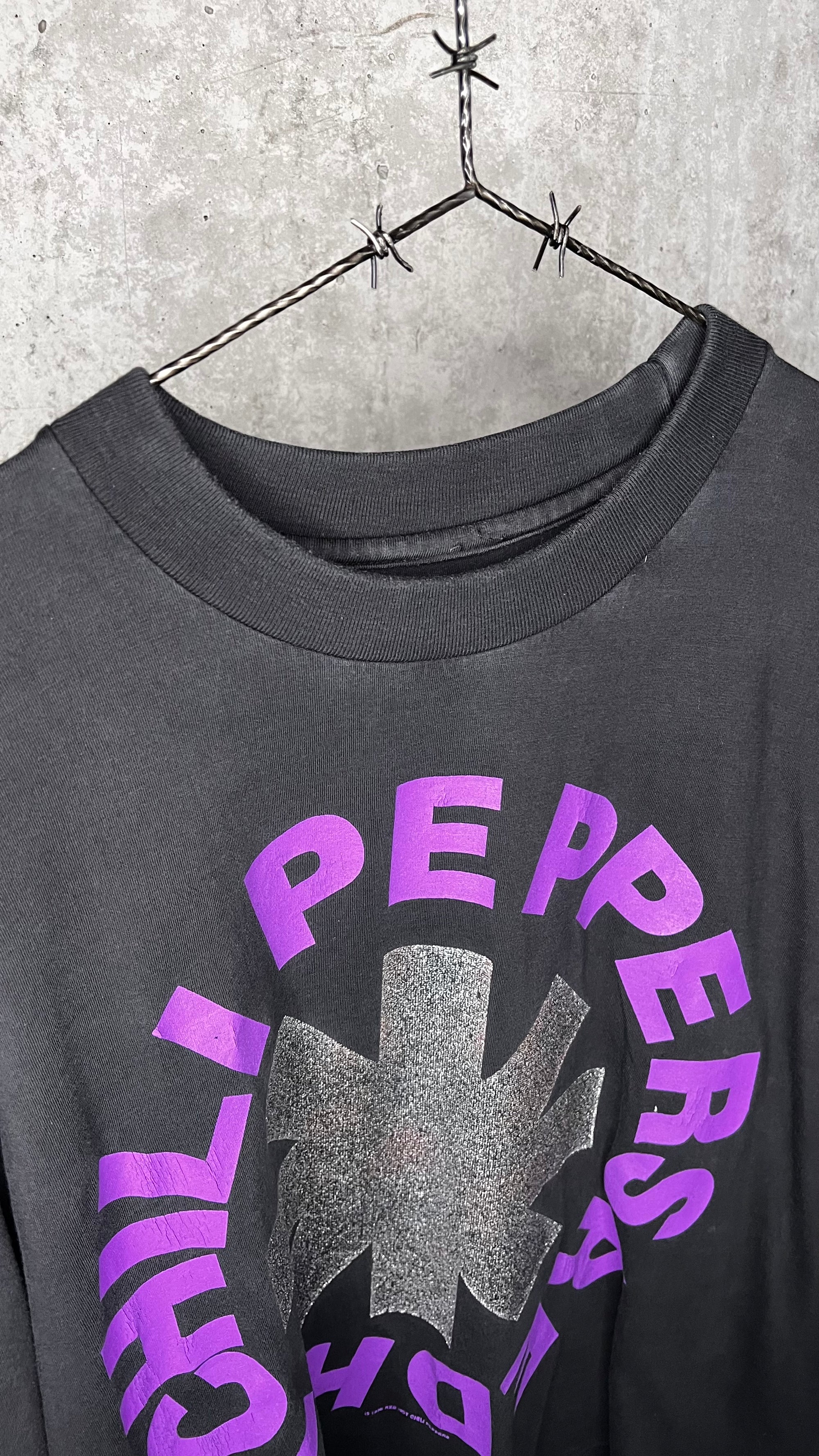 RED HOT CHILI PEPPERS EURO FALL TOUR 90’ LONGSLEEVE TEE | SILVER GLITTER LOGO TEE