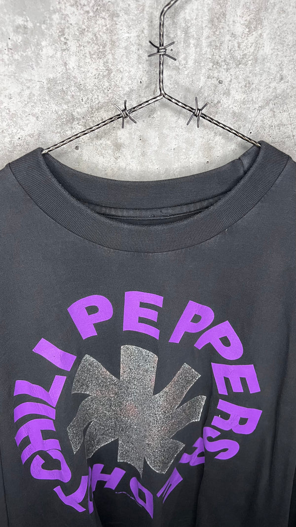 RED HOT CHILI PEPPERS EURO FALL TOUR 90’ LONGSLEEVE TEE | SILVER GLITTER LOGO TEE