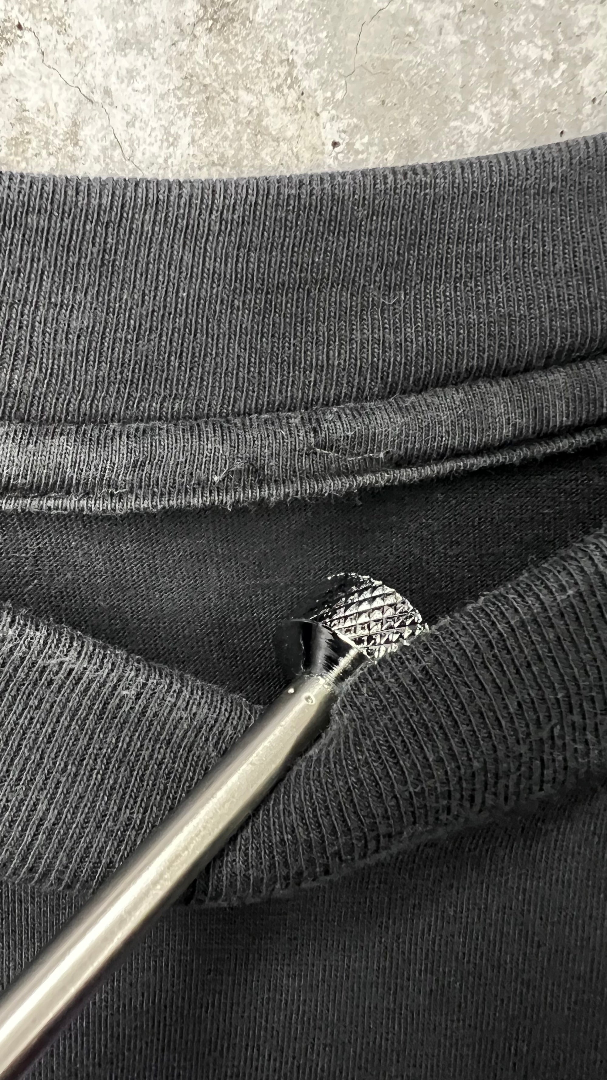 RED HOT CHILI PEPPERS EURO FALL TOUR 90’ LONGSLEEVE TEE | SILVER GLITTER LOGO TEE