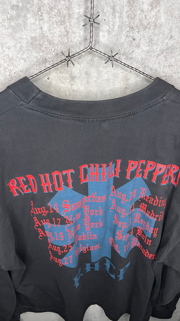 RED HOT CHILI PEPPERS EURO FALL TOUR 90’ LONGSLEEVE TEE | SILVER GLITTER LOGO TEE