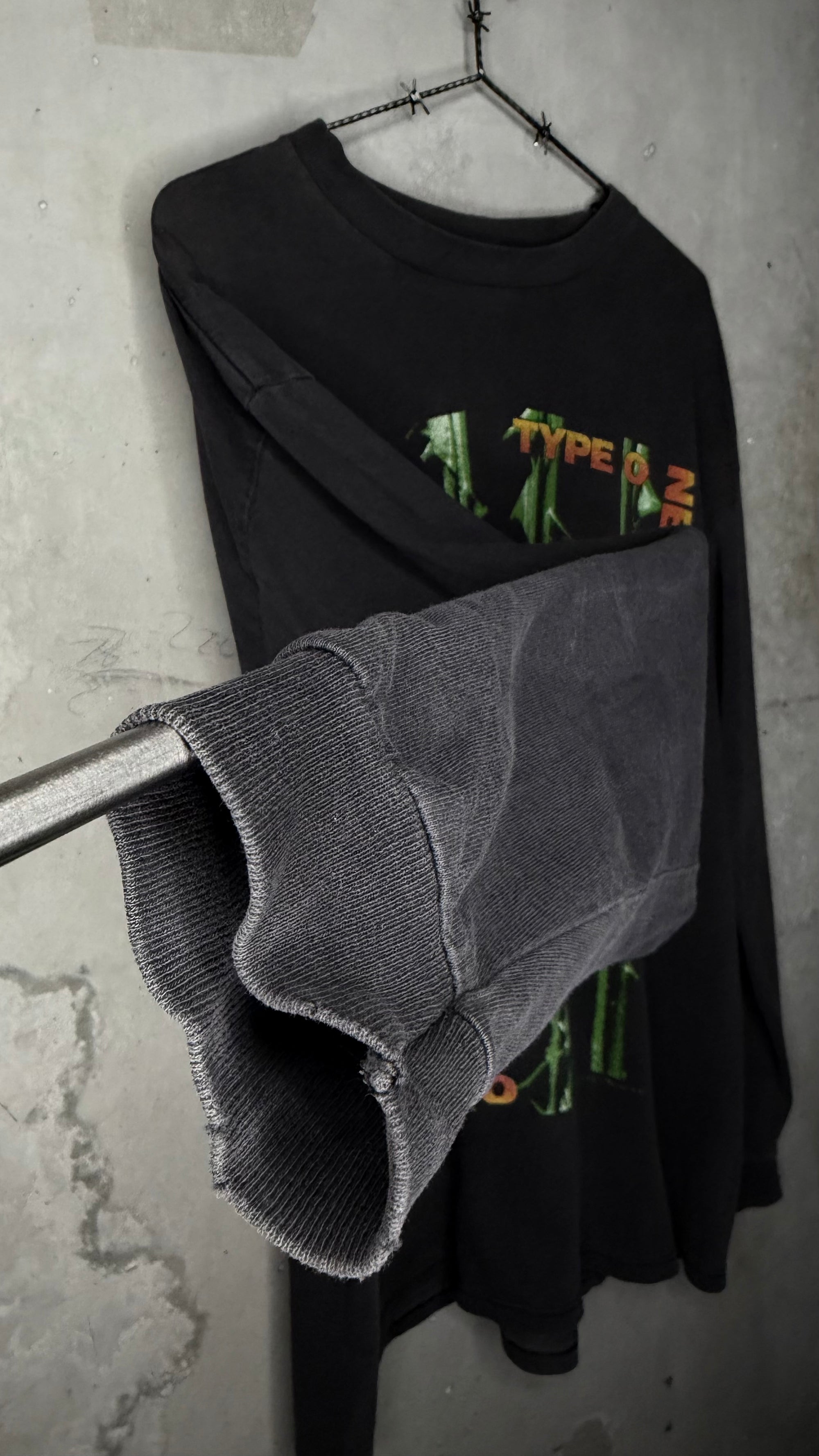 TYPE O NEGATIVE OCTOBER RUST LONGSLEEVE