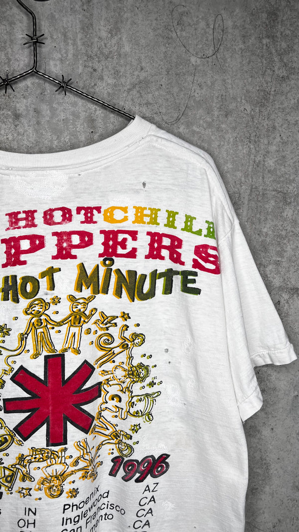RED HOT CHILI PEPPERS RARE 96’ ONE HOT MINUTE TOUR PARKING LOT TEE | BEAUTIFULLY THRASHED