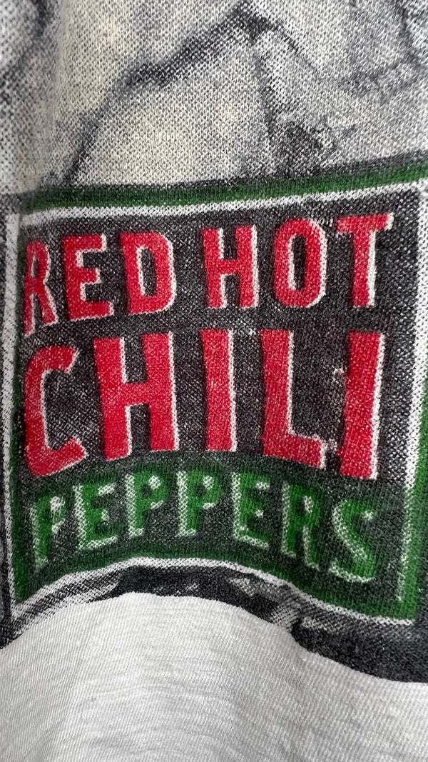RED HOT CHILI PEPPERS RARE 96’ ONE HOT MINUTE TOUR PARKING LOT TEE | BEAUTIFULLY THRASHED