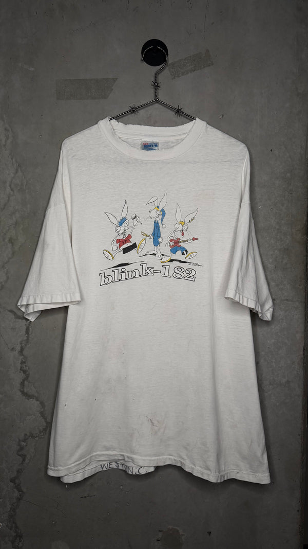 BLINK 182 VERY RARE BUNNY CARICATURE TEE | ROADIE BUNNY BACKHIT | CHESHIRE CAT ERA