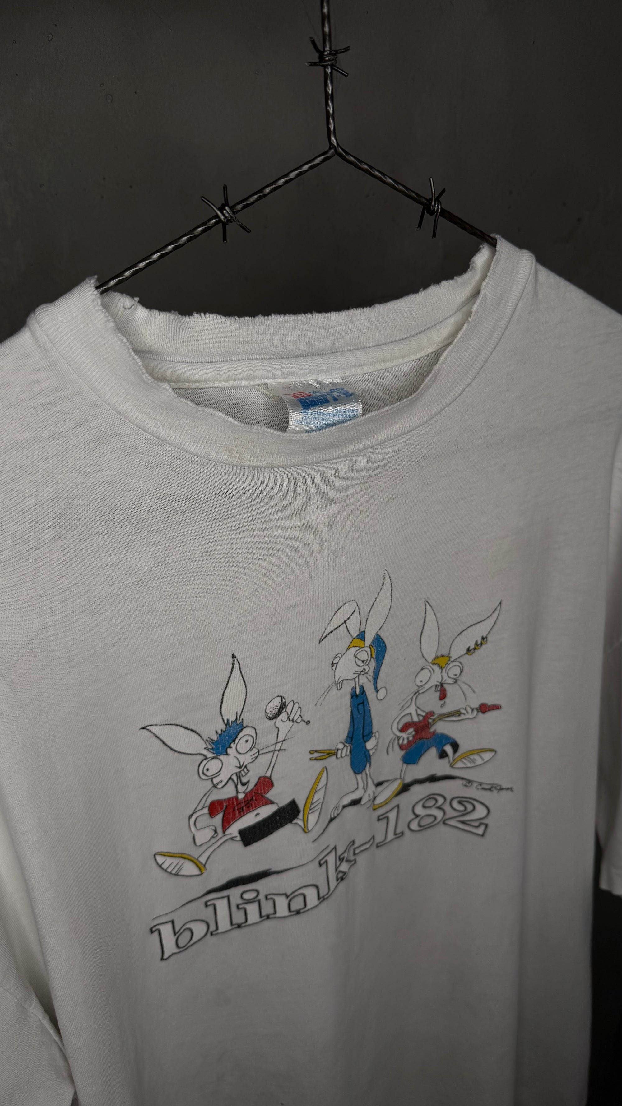 BLINK 182 VERY RARE BUNNY CARICATURE TEE | ROADIE BUNNY BACKHIT | CHESHIRE CAT ERA