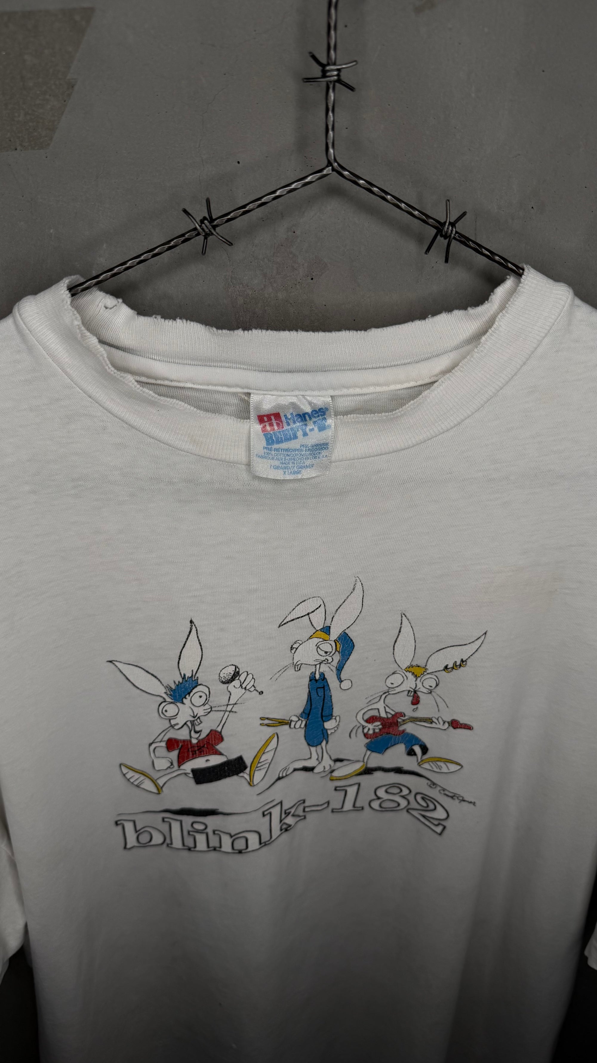 BLINK 182 VERY RARE BUNNY CARICATURE TEE | ROADIE BUNNY BACKHIT | CHESHIRE CAT ERA