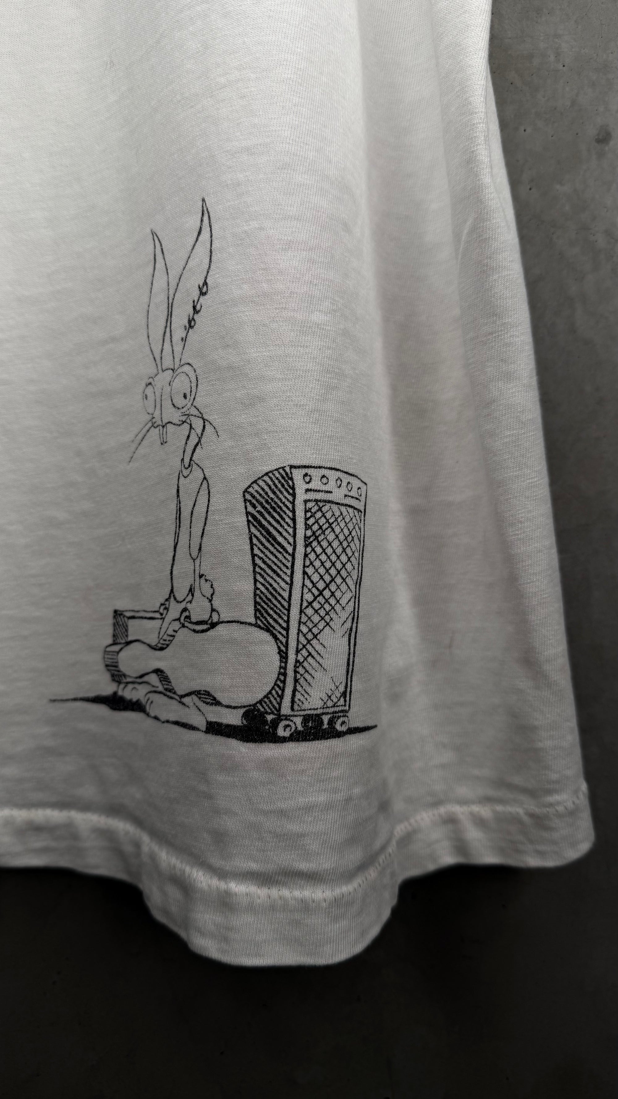 BLINK 182 VERY RARE BUNNY CARICATURE TEE | ROADIE BUNNY BACKHIT | CHESHIRE CAT ERA