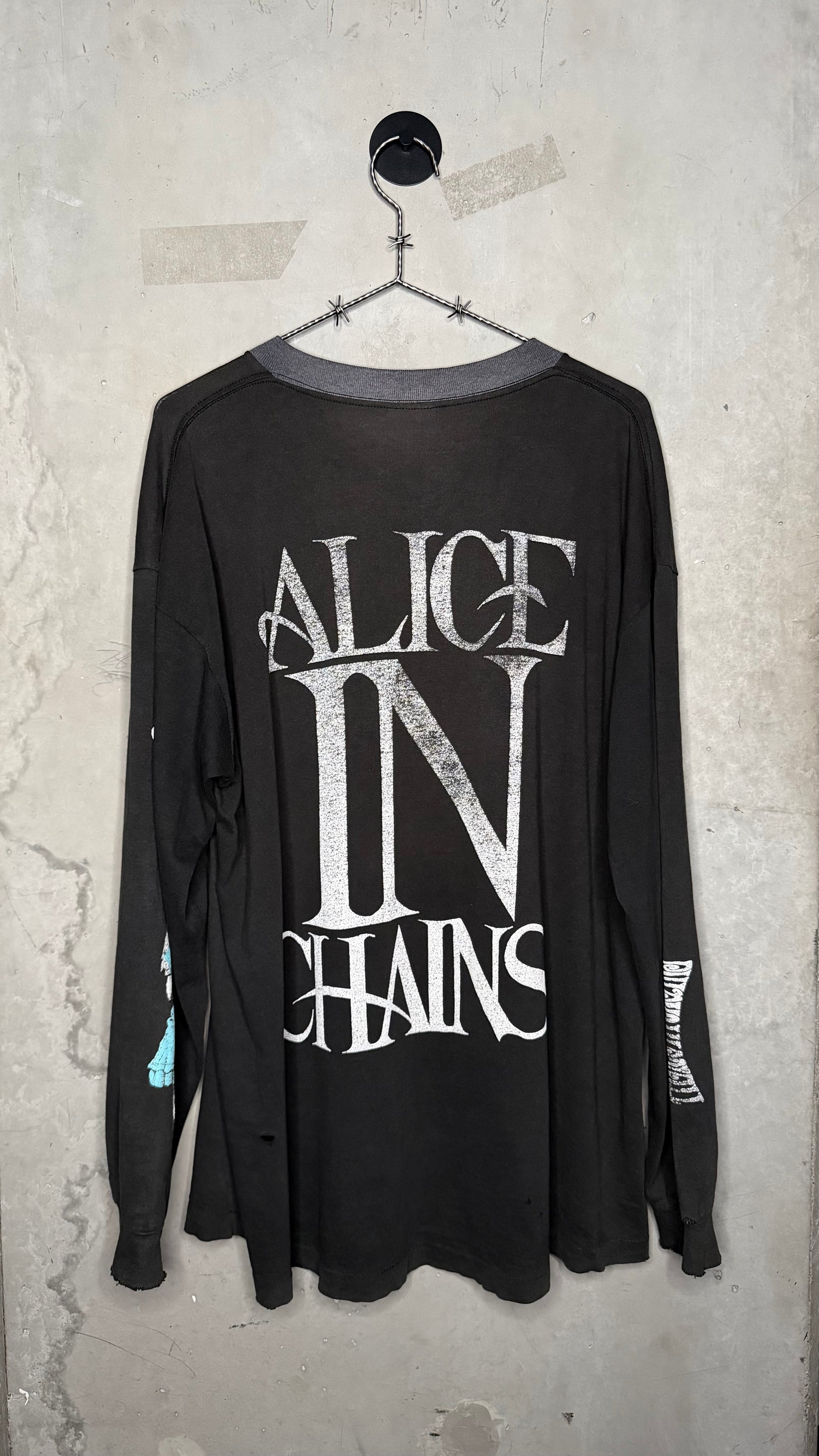 ALICE IN CHAINS WONDERLAND LONGSLEEVE
