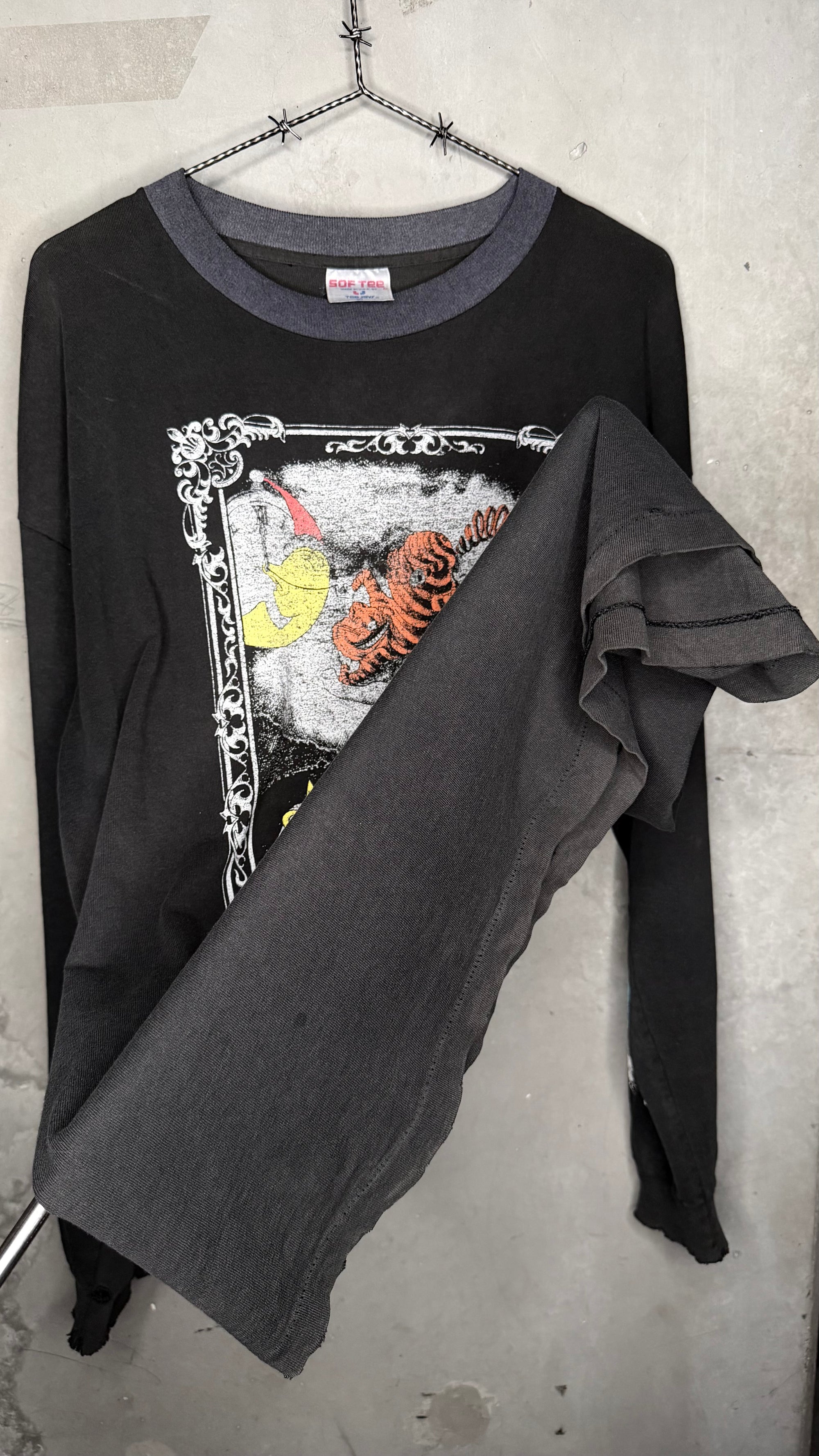 ALICE IN CHAINS WONDERLAND LONGSLEEVE