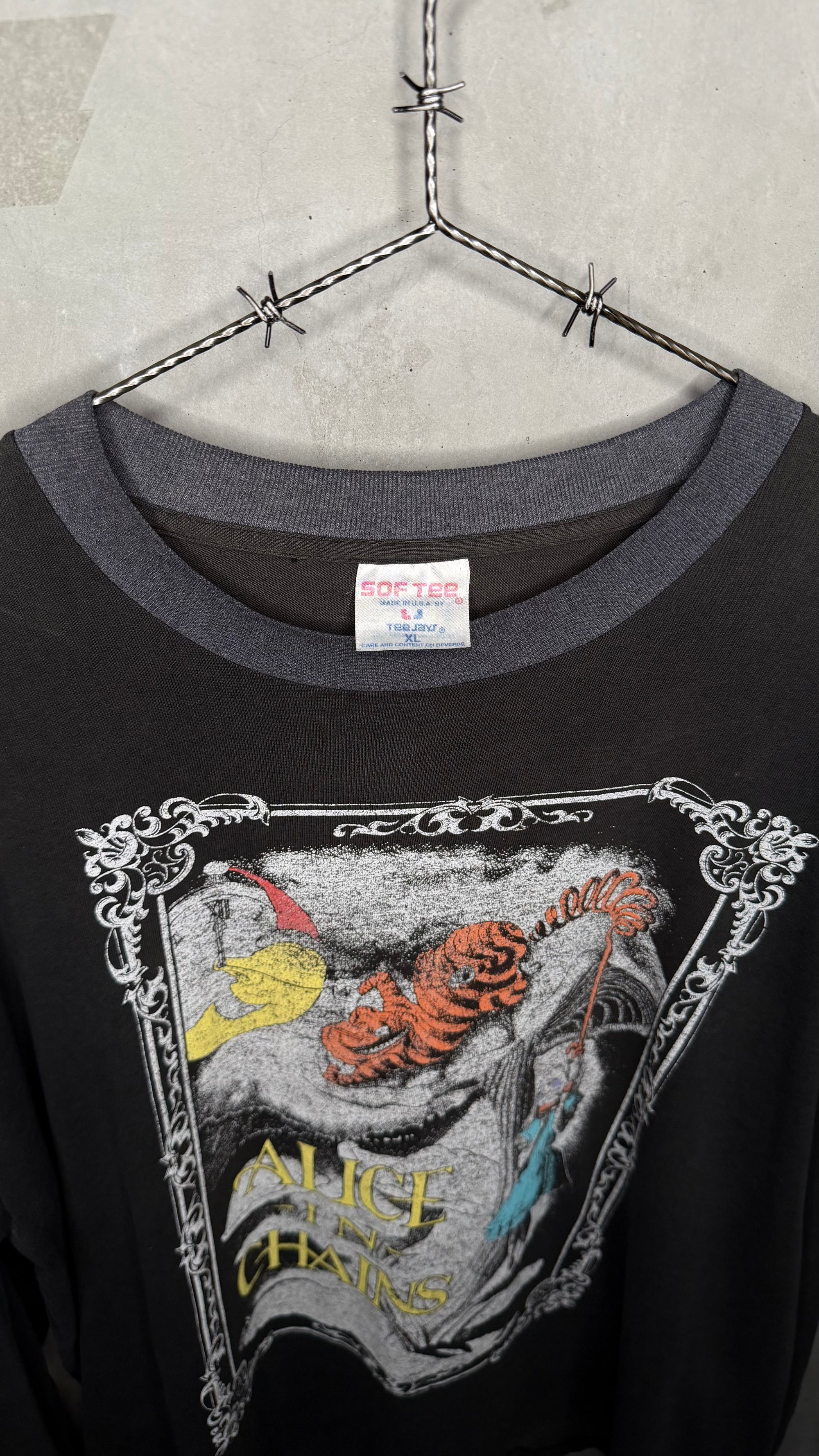 ALICE IN CHAINS WONDERLAND LONGSLEEVE