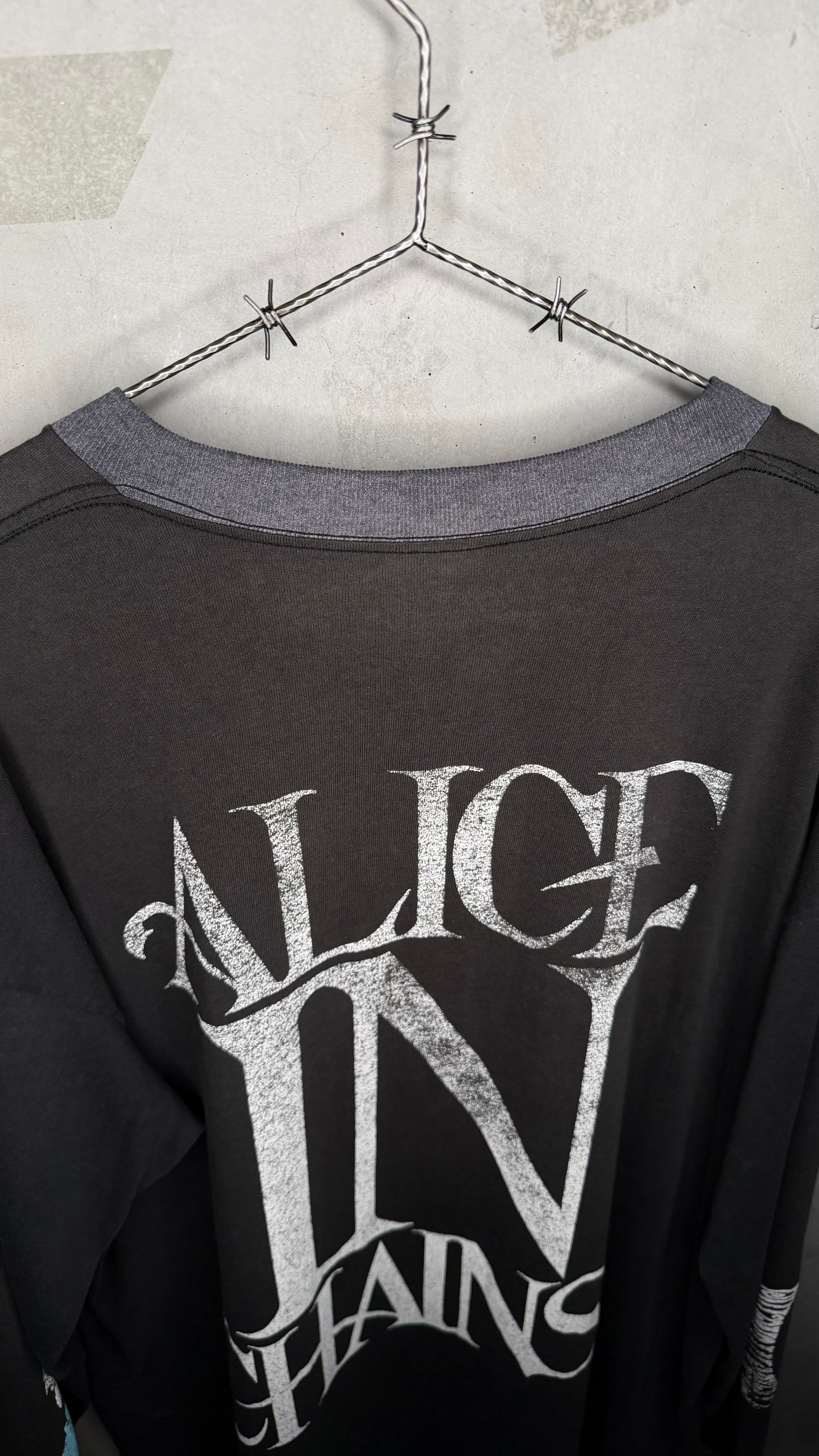 ALICE IN CHAINS WONDERLAND LONGSLEEVE