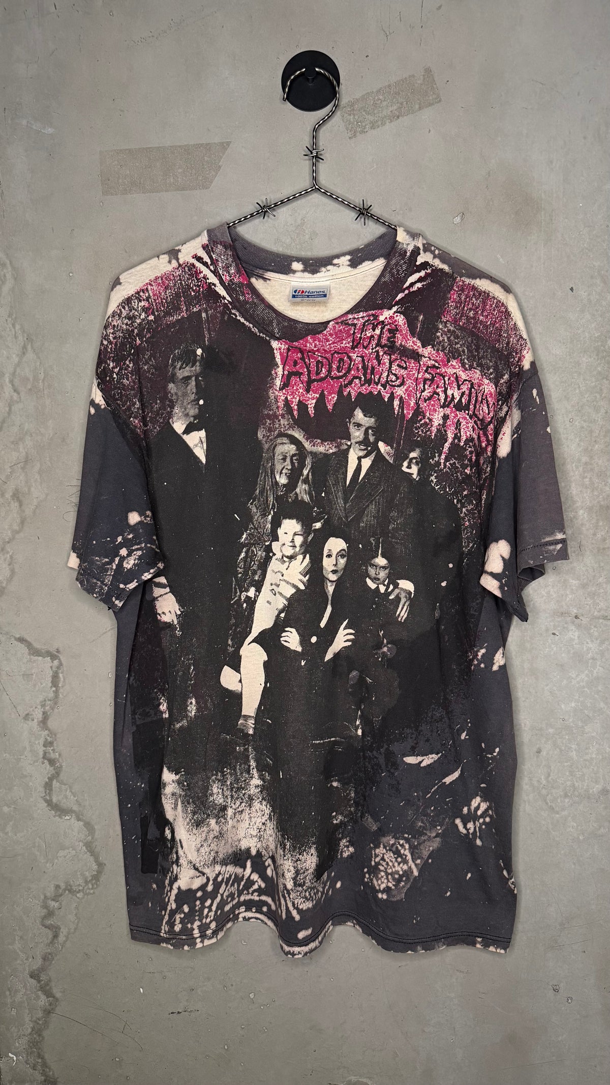 THE ADDAMS FAMILY MOSQUITOHEAD TEE