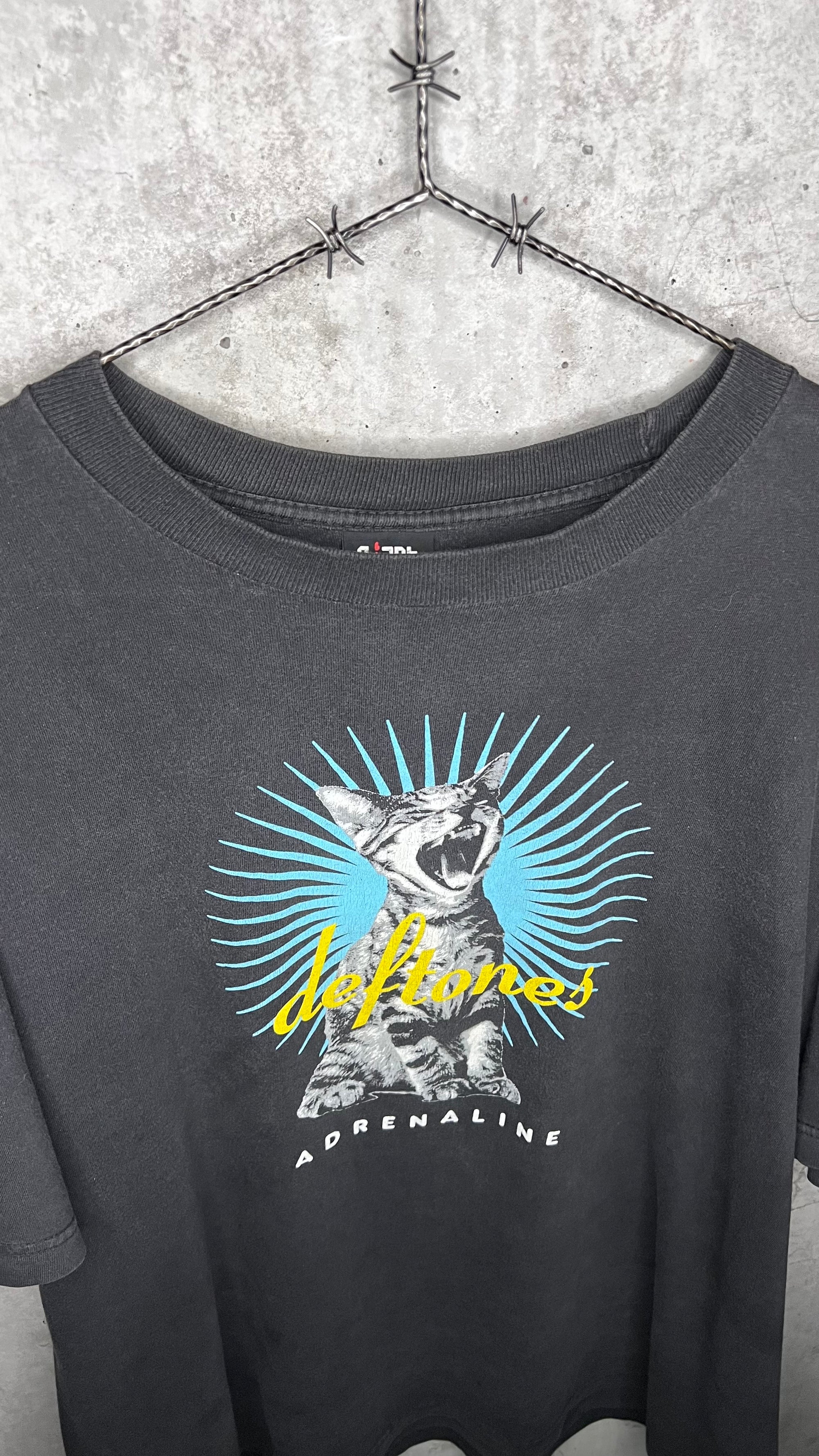 DEFTONES ADRENALINE KITTY US TOUR 98’ TEE | TOUR DATE LIST BACK HIT