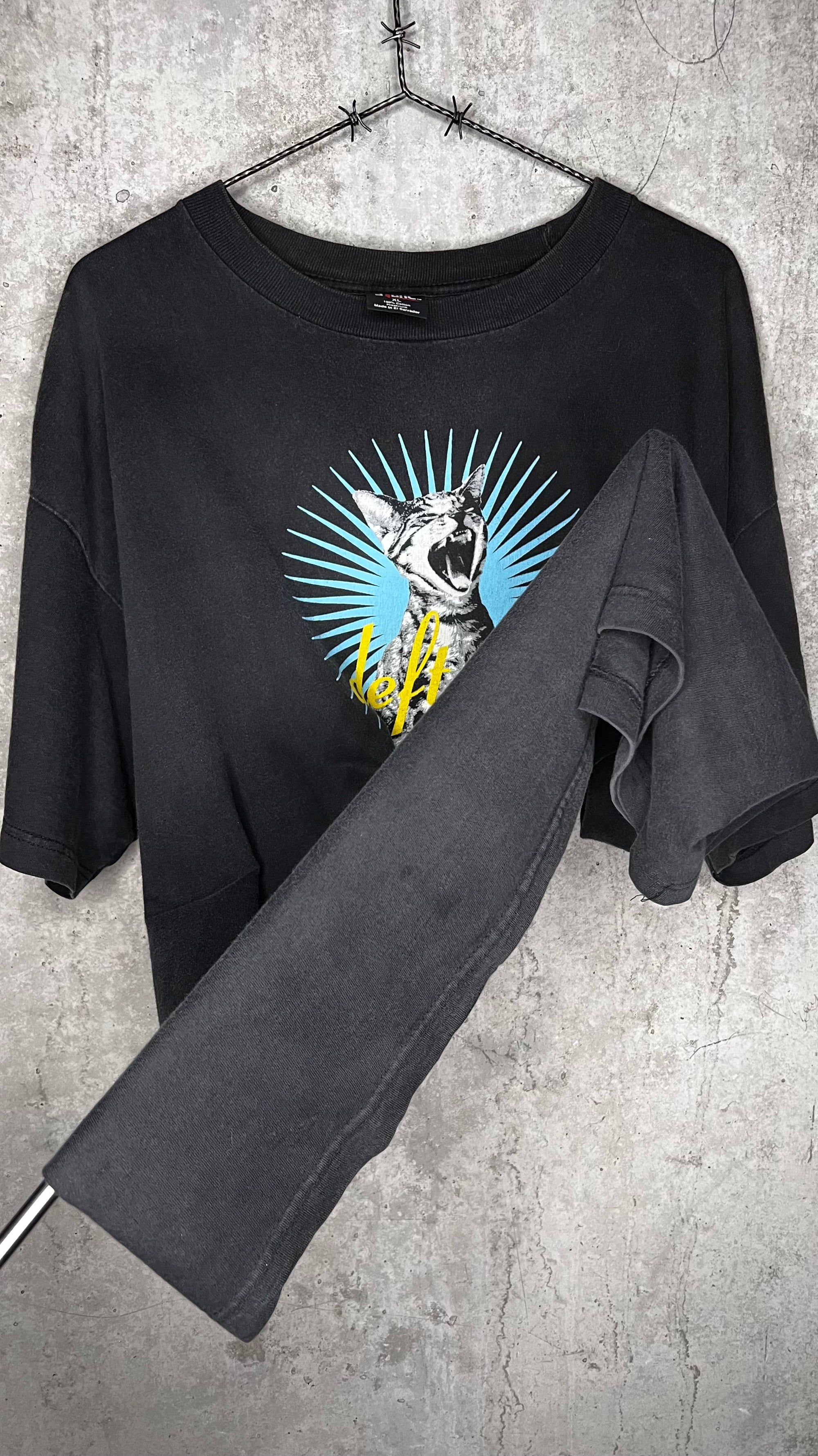 DEFTONES ADRENALINE KITTY US TOUR 98’ TEE | TOUR DATE LIST BACK HIT