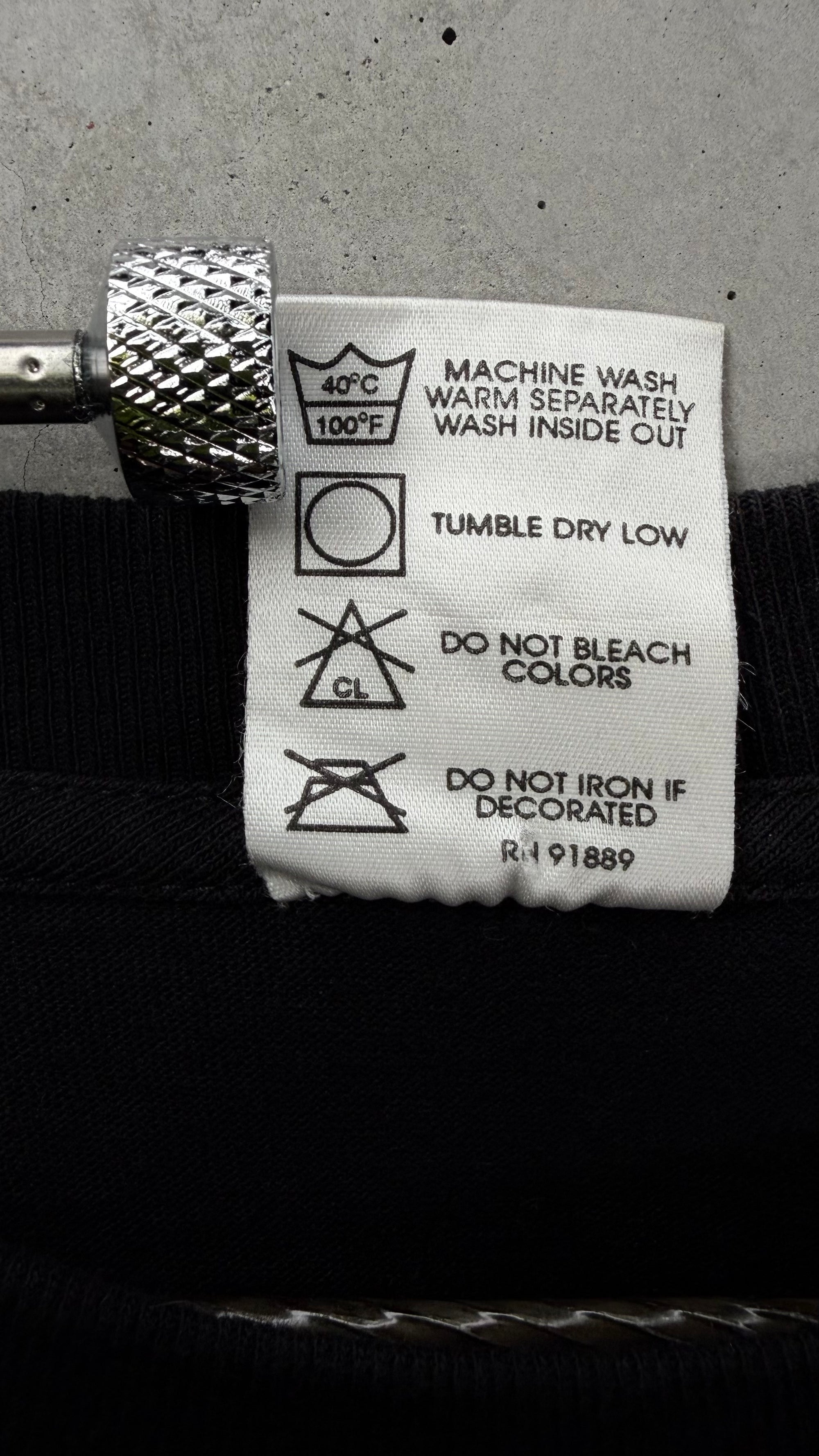 THE WEDDING SINGER ‘LOVE STINKS!’ TEE | EXTREMELY RARE ADAM SANDLER MOVIE PROMO