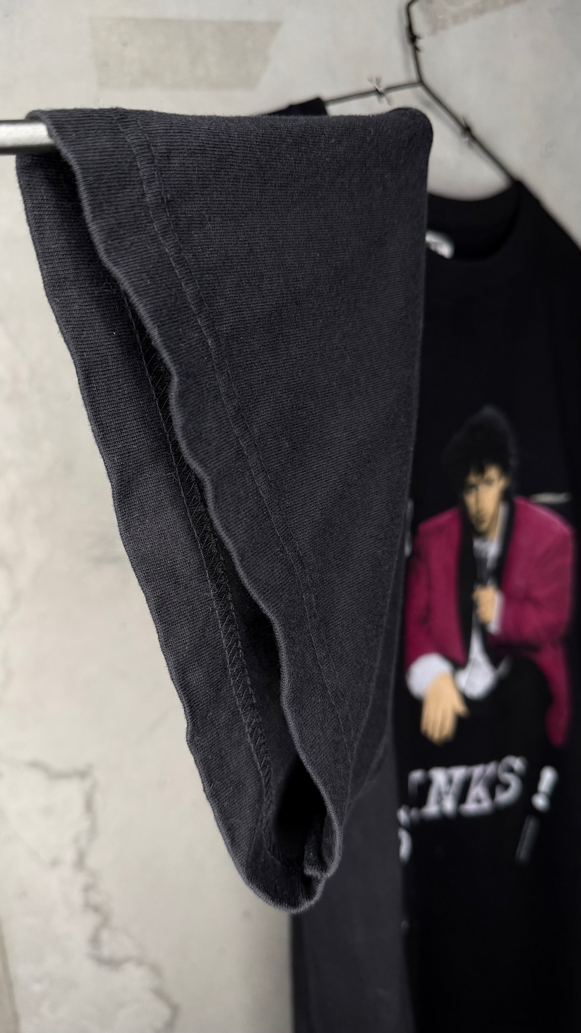 THE WEDDING SINGER ‘LOVE STINKS!’ TEE | EXTREMELY RARE ADAM SANDLER MOVIE PROMO