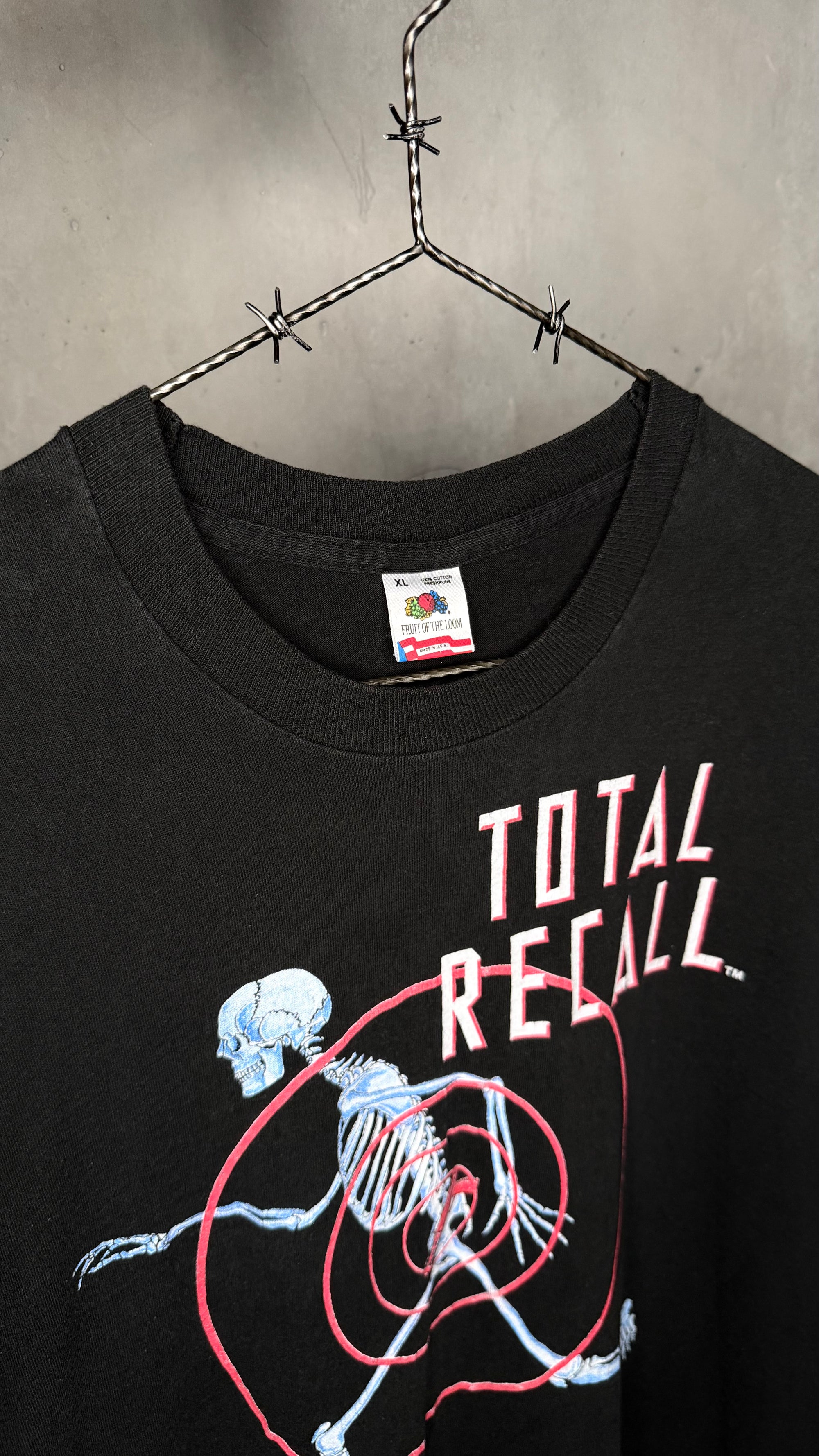 TOTAL RECALL X-RAY SKELETON TEE | ARNOLD SCHWARZENEGGER MOVIE GRAIL