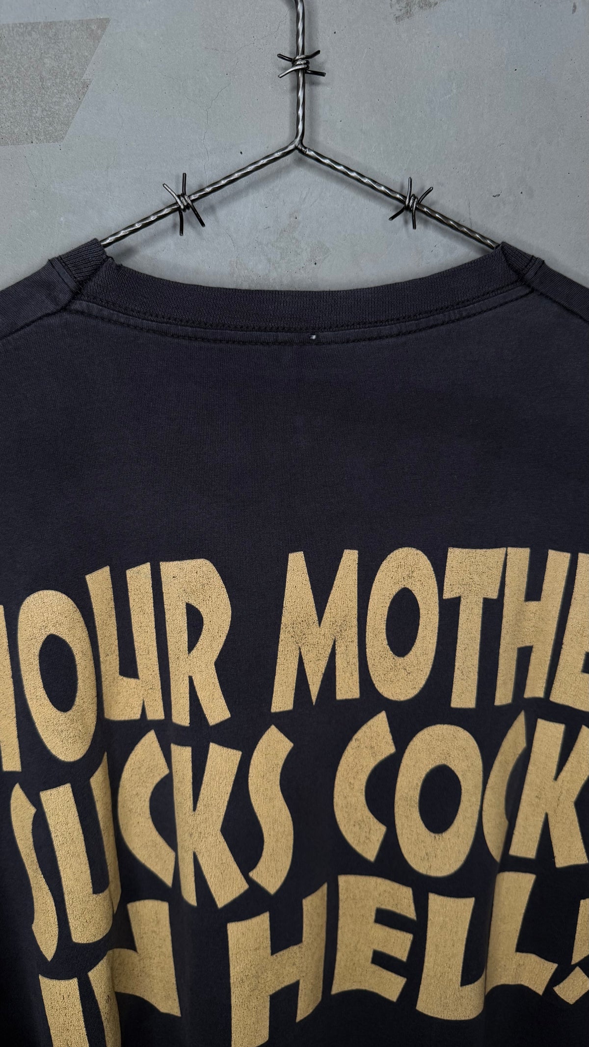THE EXORCIST BIG PRINT HORROR MOVIE TEE | ‘YOUR MOTHER SUCKS COCKS IN HELL’
