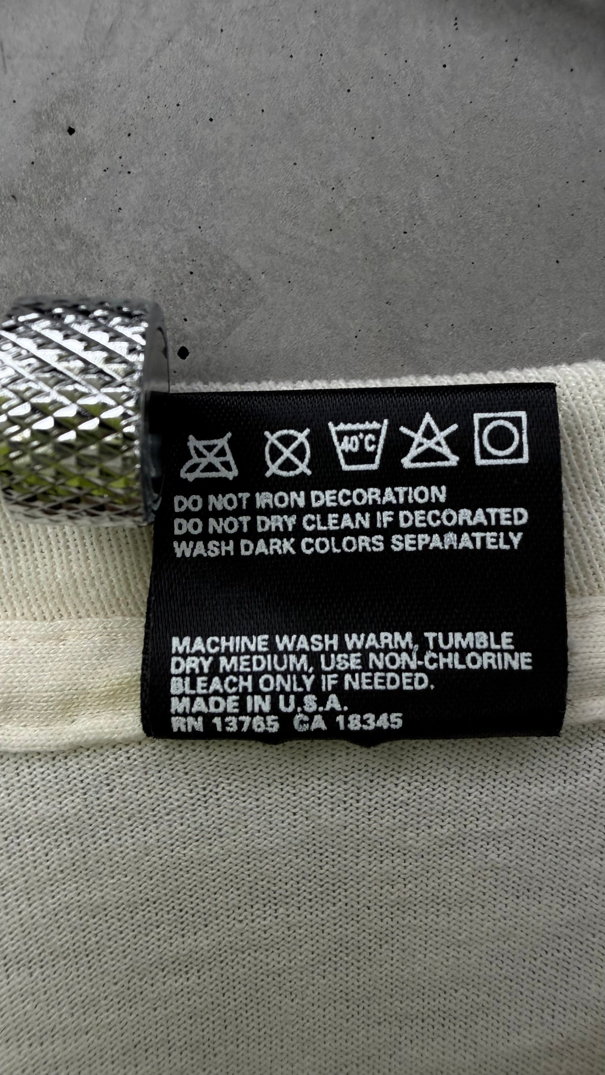 POINT BREAK MOVIE TEE | BIG PRINT | PATRICK SWAYZE & KEANU REEVES