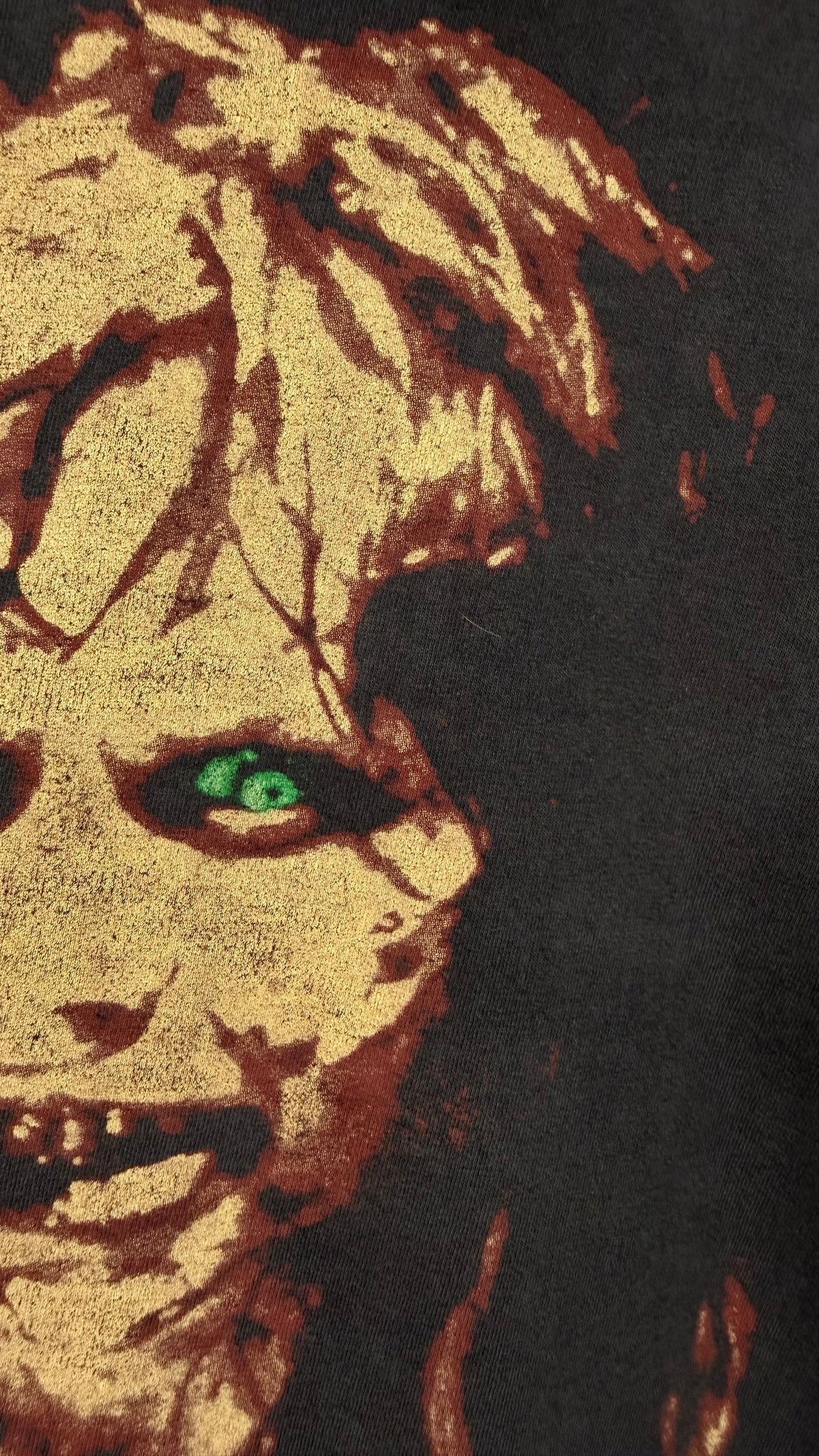THE EXORCIST BIG PRINT HORROR MOVIE TEE | ‘YOUR MOTHER SUCKS COCKS IN HELL’