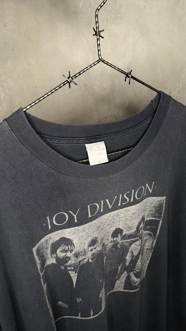 JOY DIVISION BAND PORTRAIT FADED TEE