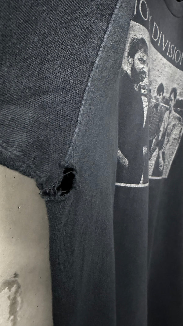 JOY DIVISION BAND PORTRAIT FADED TEE