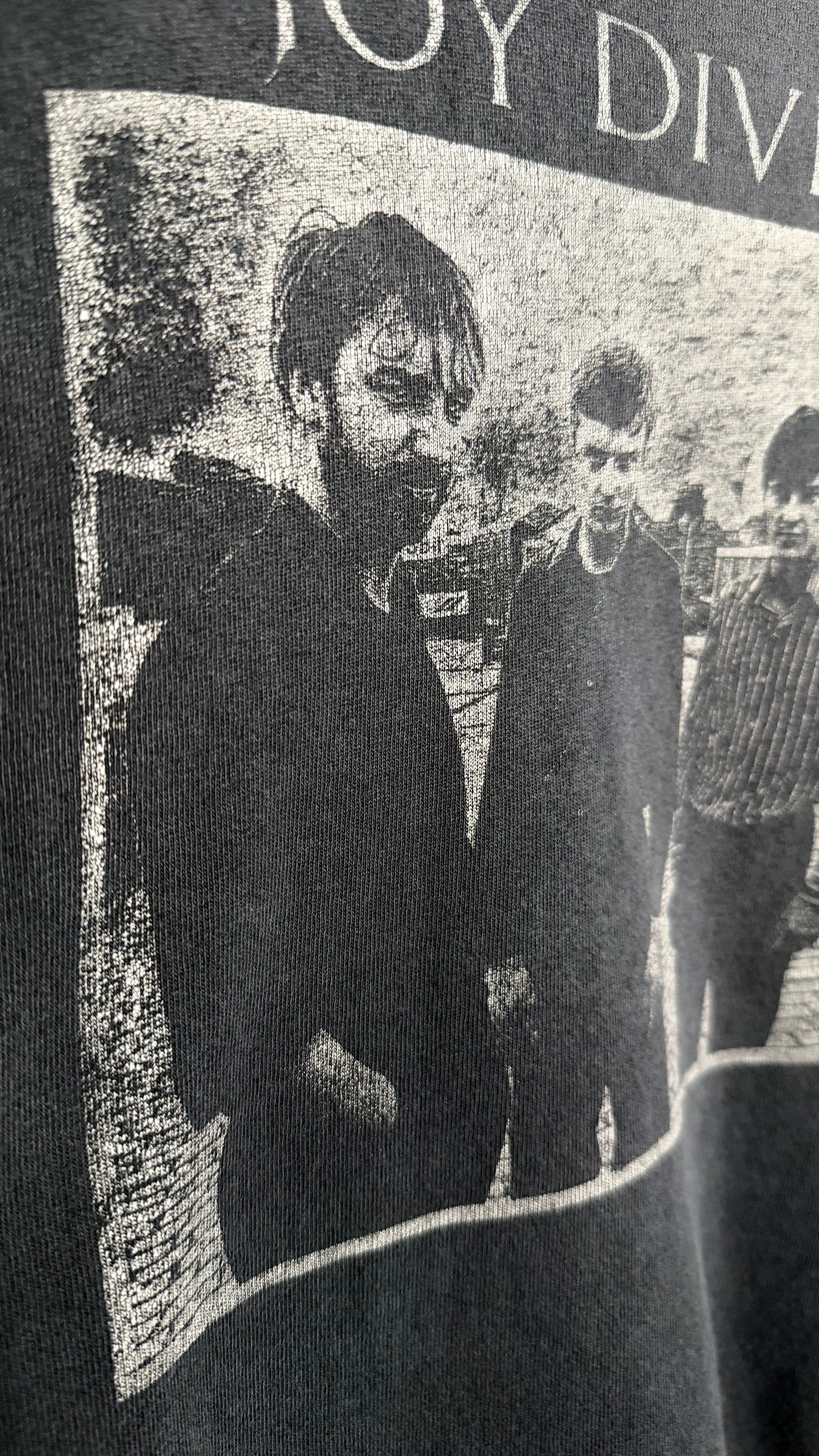 JOY DIVISION BAND PORTRAIT FADED TEE
