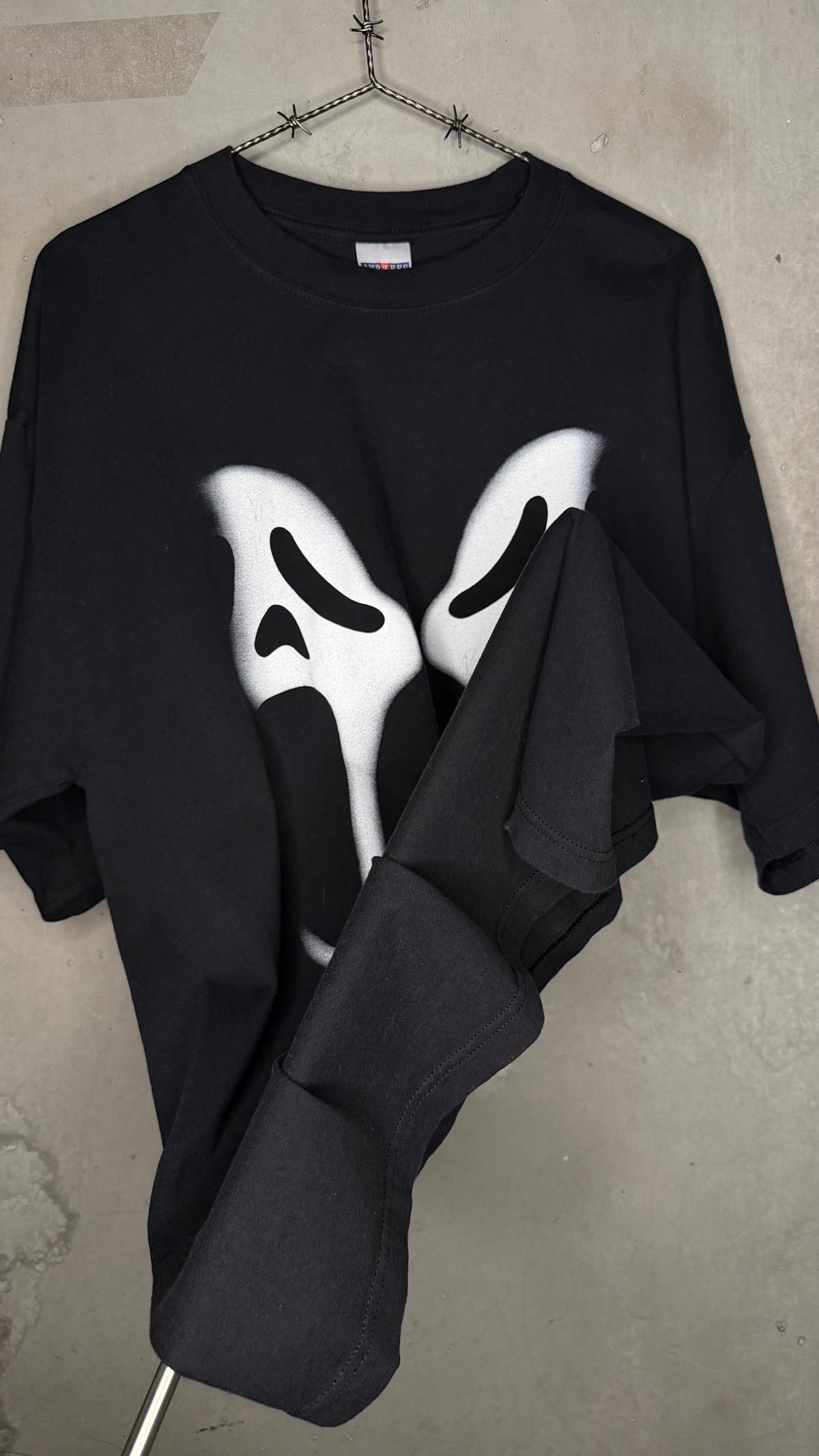 SCREAM 2 BIG PRINT GHOST FACE TEE