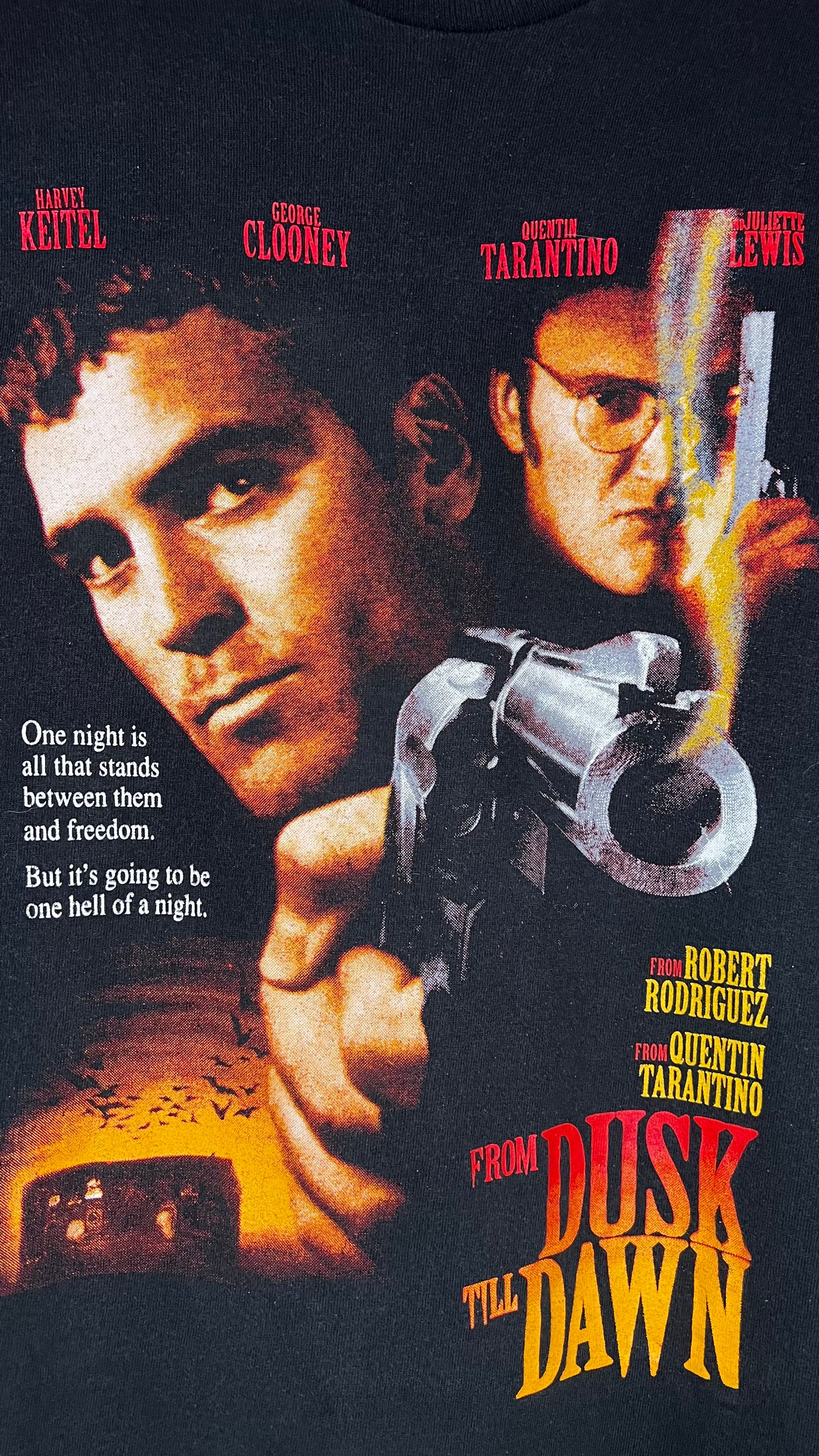 FROM DUSK TILL DAWN POSTER PRINT MOVIE TEE | QUENTIN TARANTINO & GEORGE CLOONEY