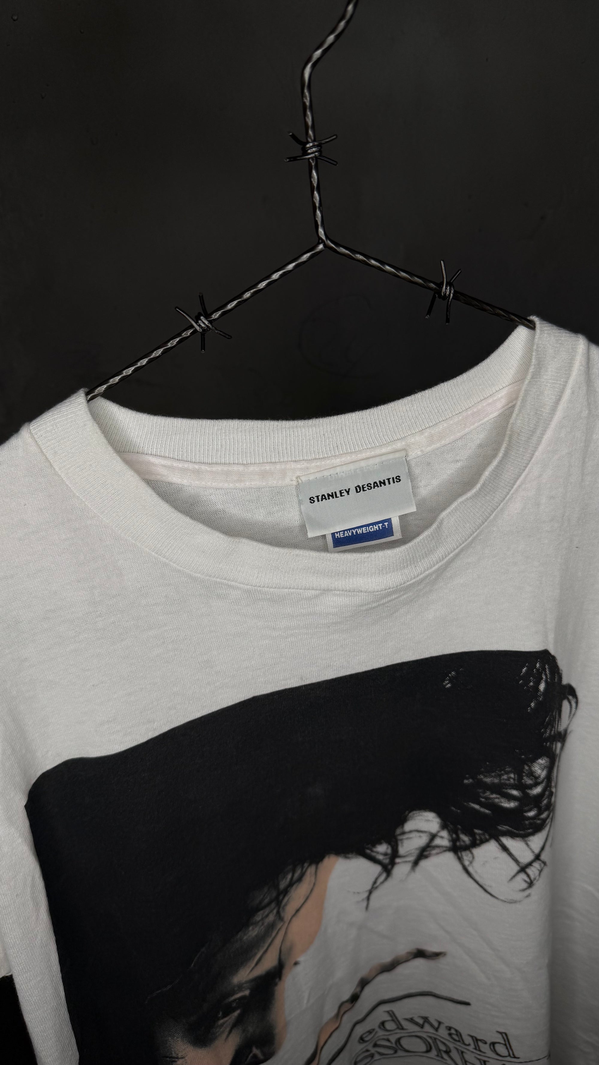 EDWARD SCISSORHANDS BIG PRINT TEE | JOHNNY DEPP