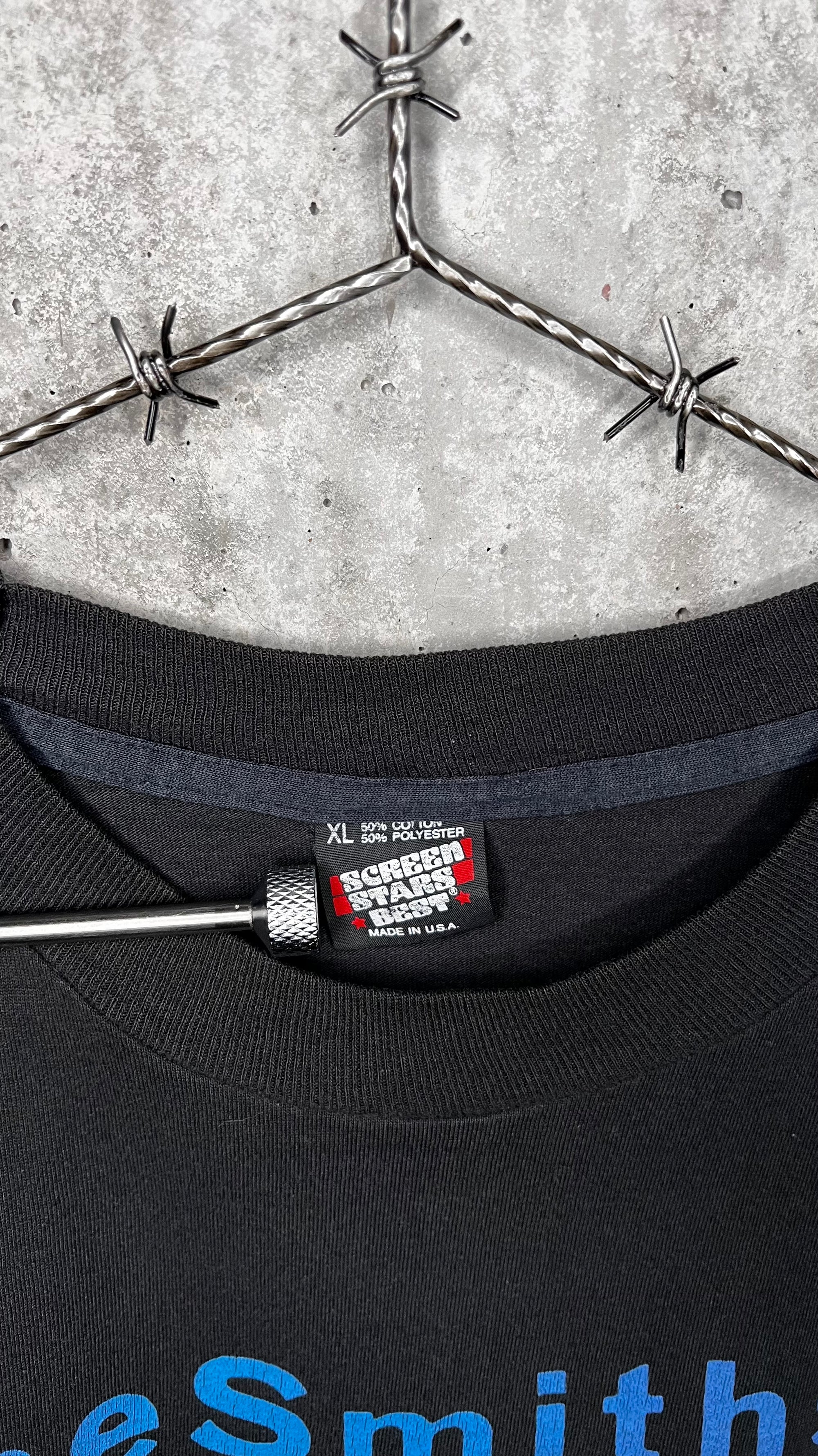 THE SMITHS 84’ HATFUL OF HOLLOW UK TOUR TEE | B&W BAND PORTRAIT