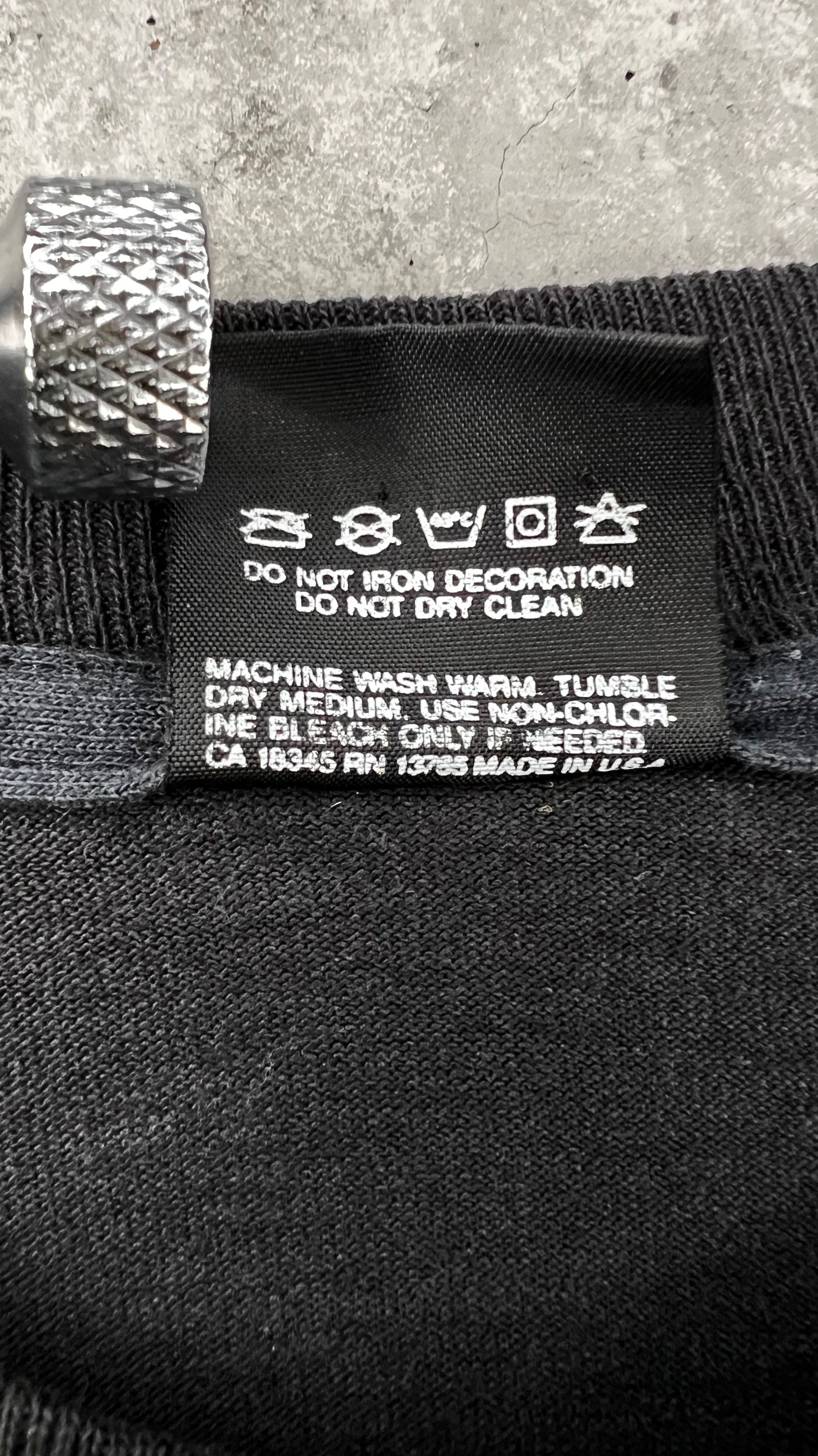 THE SMITHS 84’ HATFUL OF HOLLOW UK TOUR TEE | B&W BAND PORTRAIT