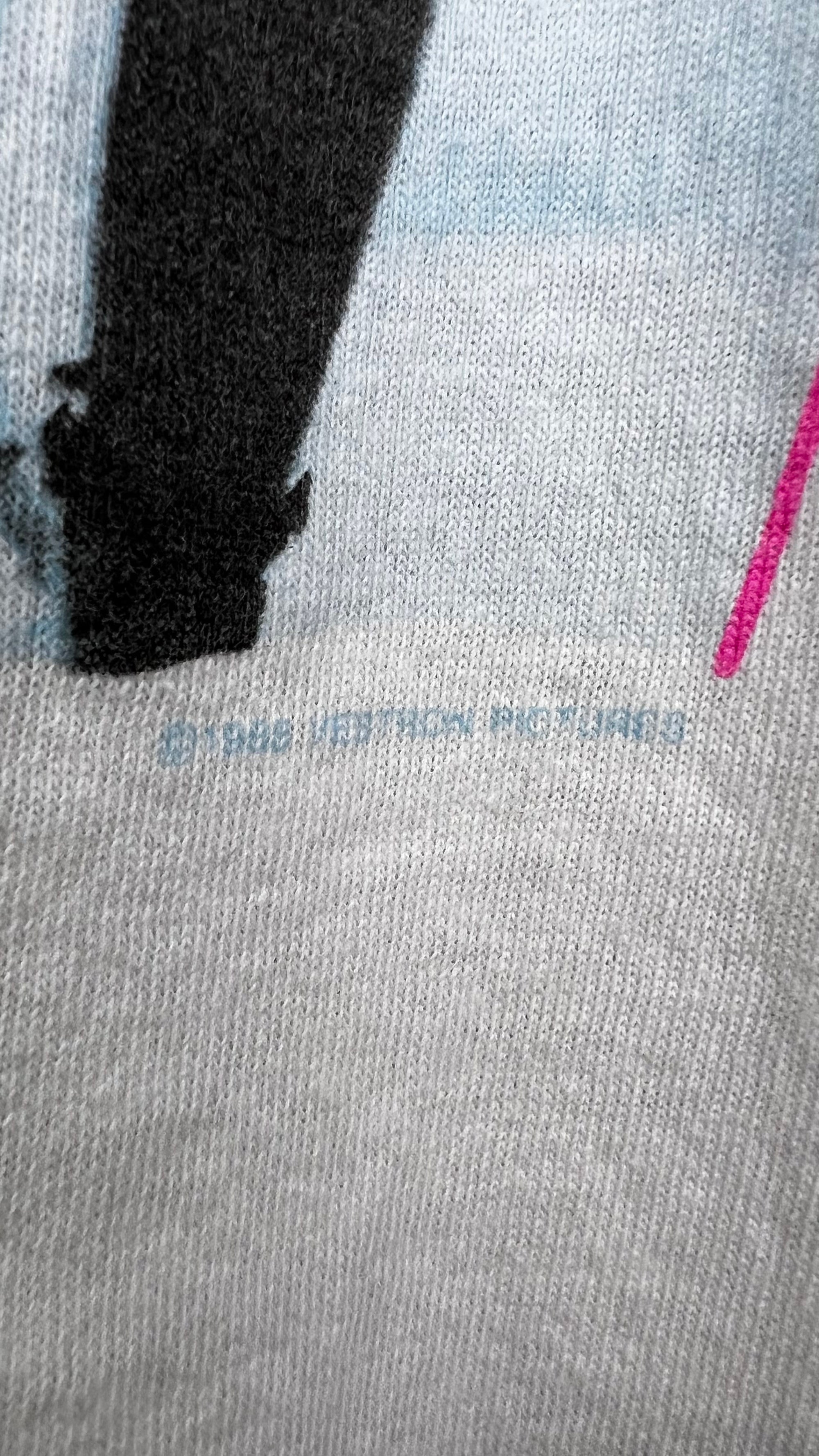 DIRTY DANCING MOVIE TEE | JOHNNY & BABY KISSING | PATRICK SWAYZE