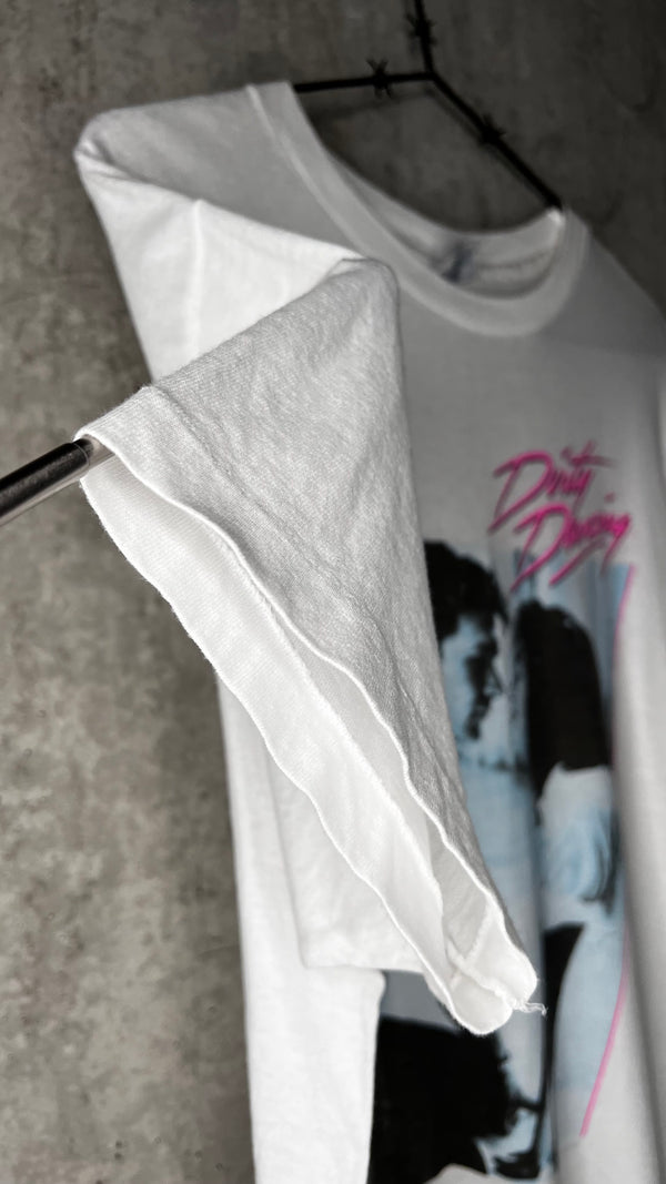 DIRTY DANCING MOVIE TEE | JOHNNY & BABY KISSING | PATRICK SWAYZE